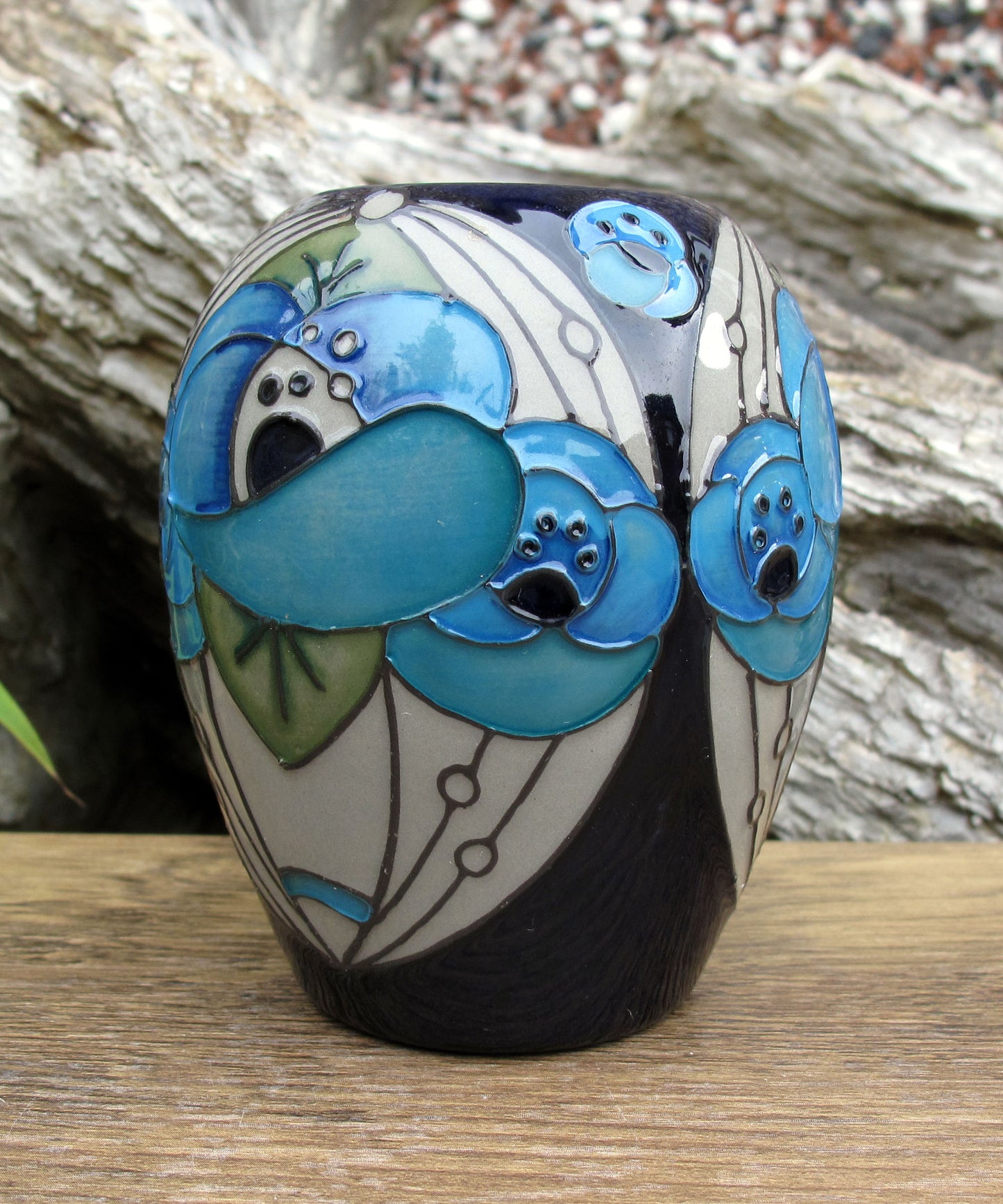 Moorcroft RENNIE ROSE BLUE Trial vase 102/3 RRP £225 Charles Rennie Mackintosh
