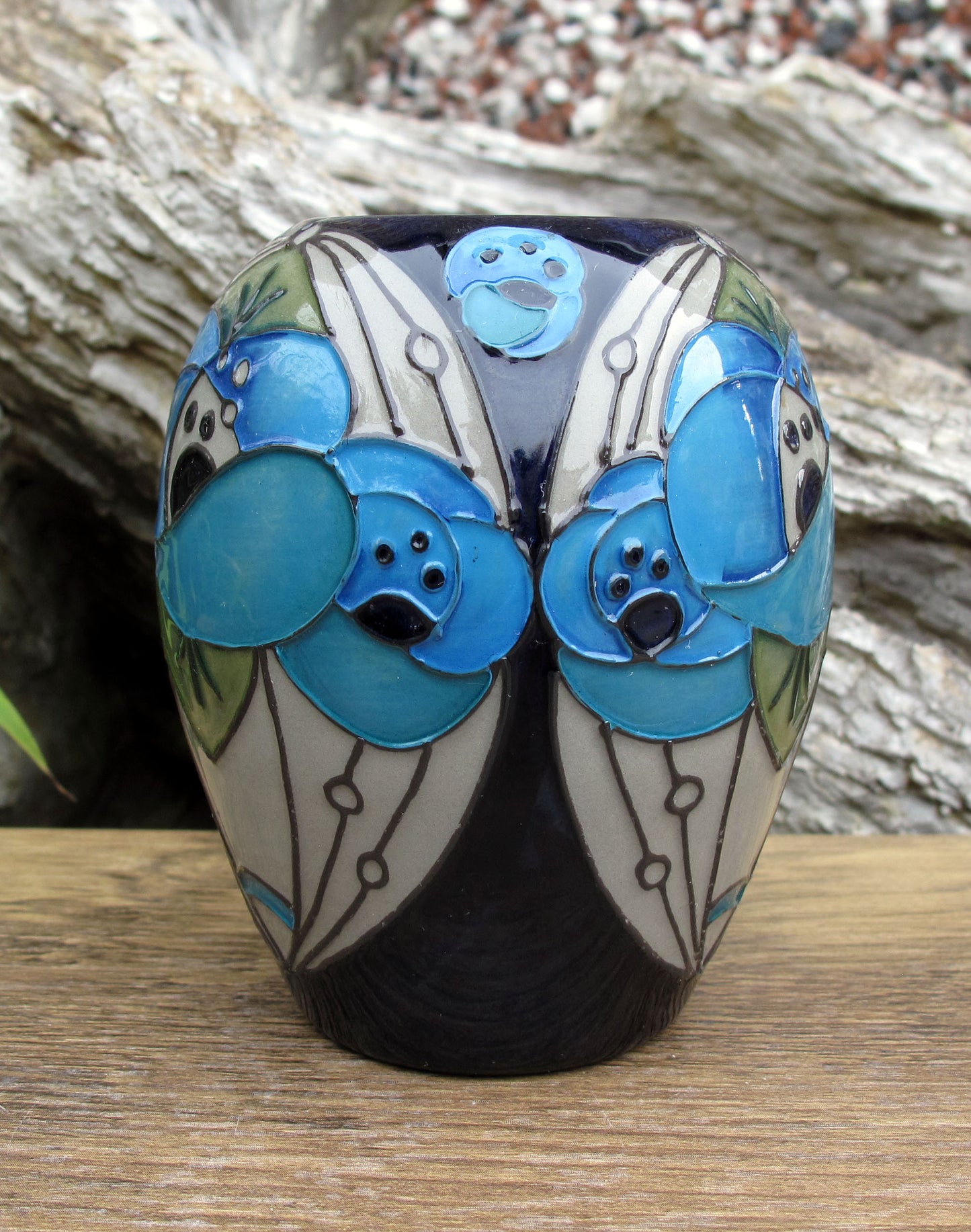 Moorcroft RENNIE ROSE BLUE Trial vase 102/3 RRP £225 Charles Rennie Mackintosh