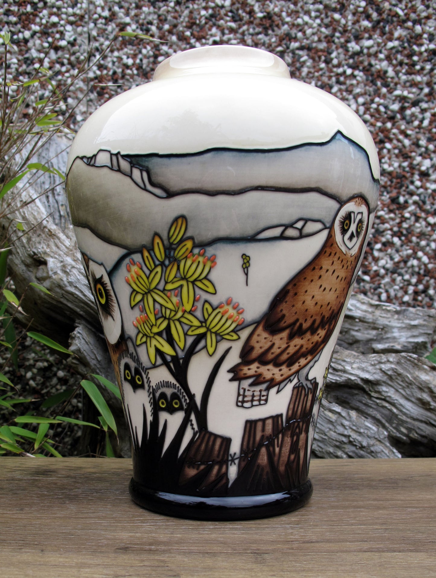 Moorcroft VERY RARE SHORT EARED OWL Vase 576/9 Trial 2.10.23 Retail Price £1545