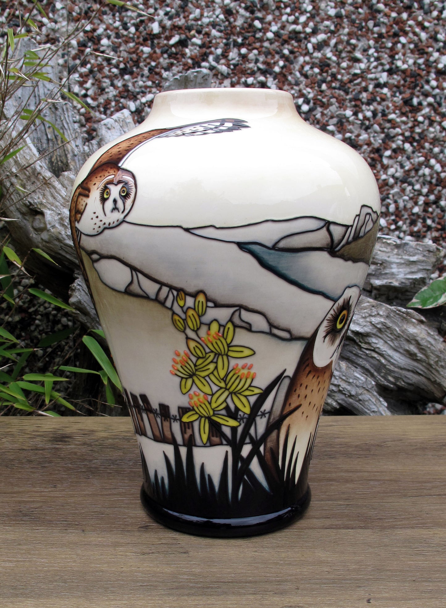 Moorcroft VERY RARE SHORT EARED OWL Vase 576/9 Trial 2.10.23 Retail Price £1545