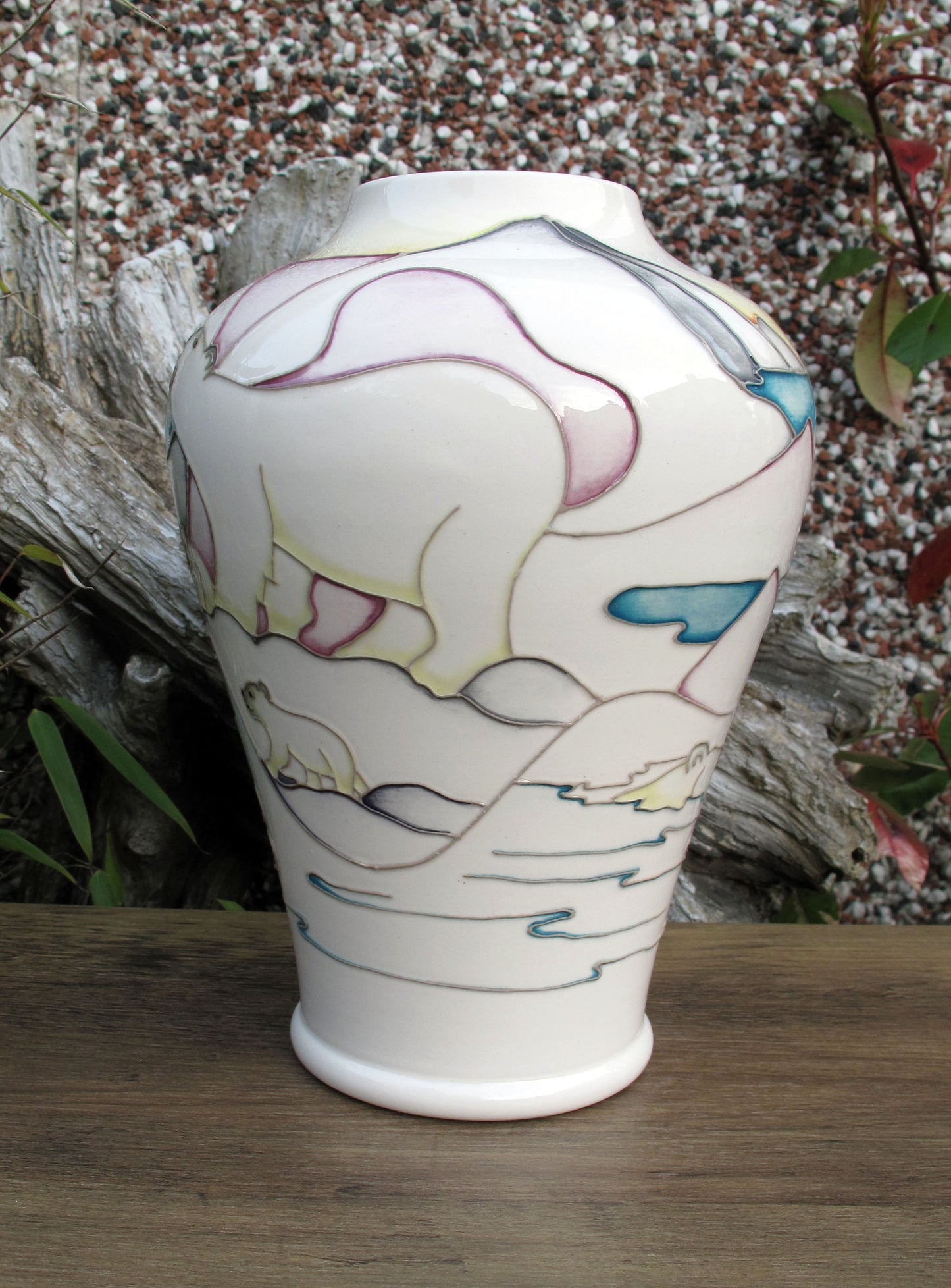 Moorcroft Exquisite SEA BEARS Vase 576/9 Limited Edition 24/30 Retail Price £595