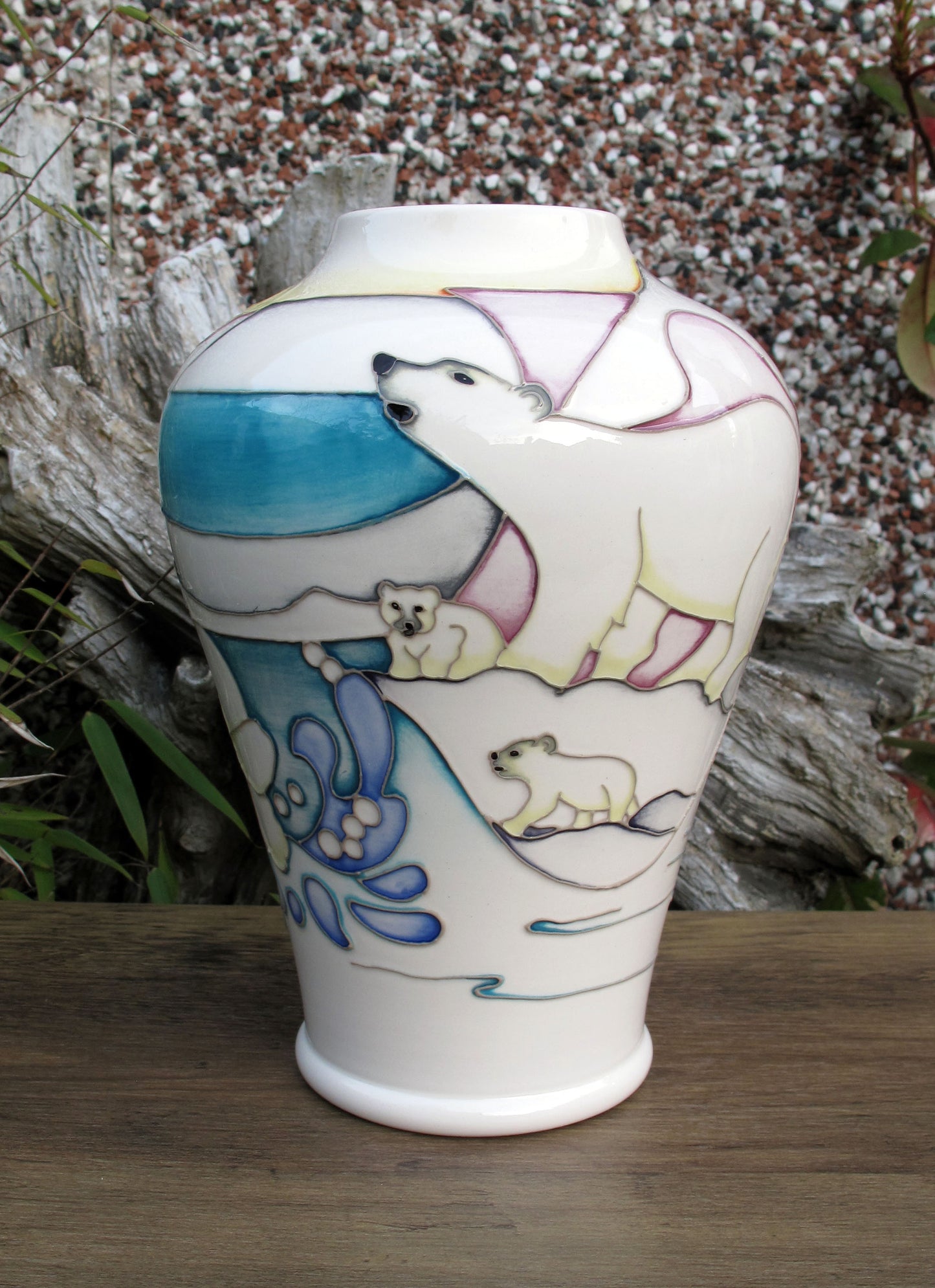 Moorcroft Exquisite SEA BEARS Vase 576/9 Limited Edition 24/30 Retail Price £595