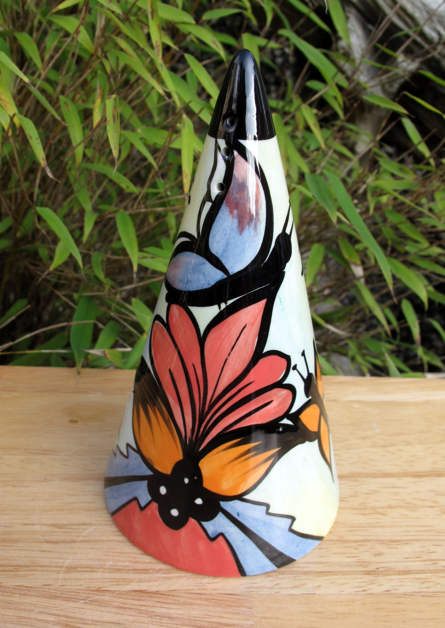 Lorna Bailey SUMMER Sugar Shaker Limited Edition 16/75 June 2004 Butterflies