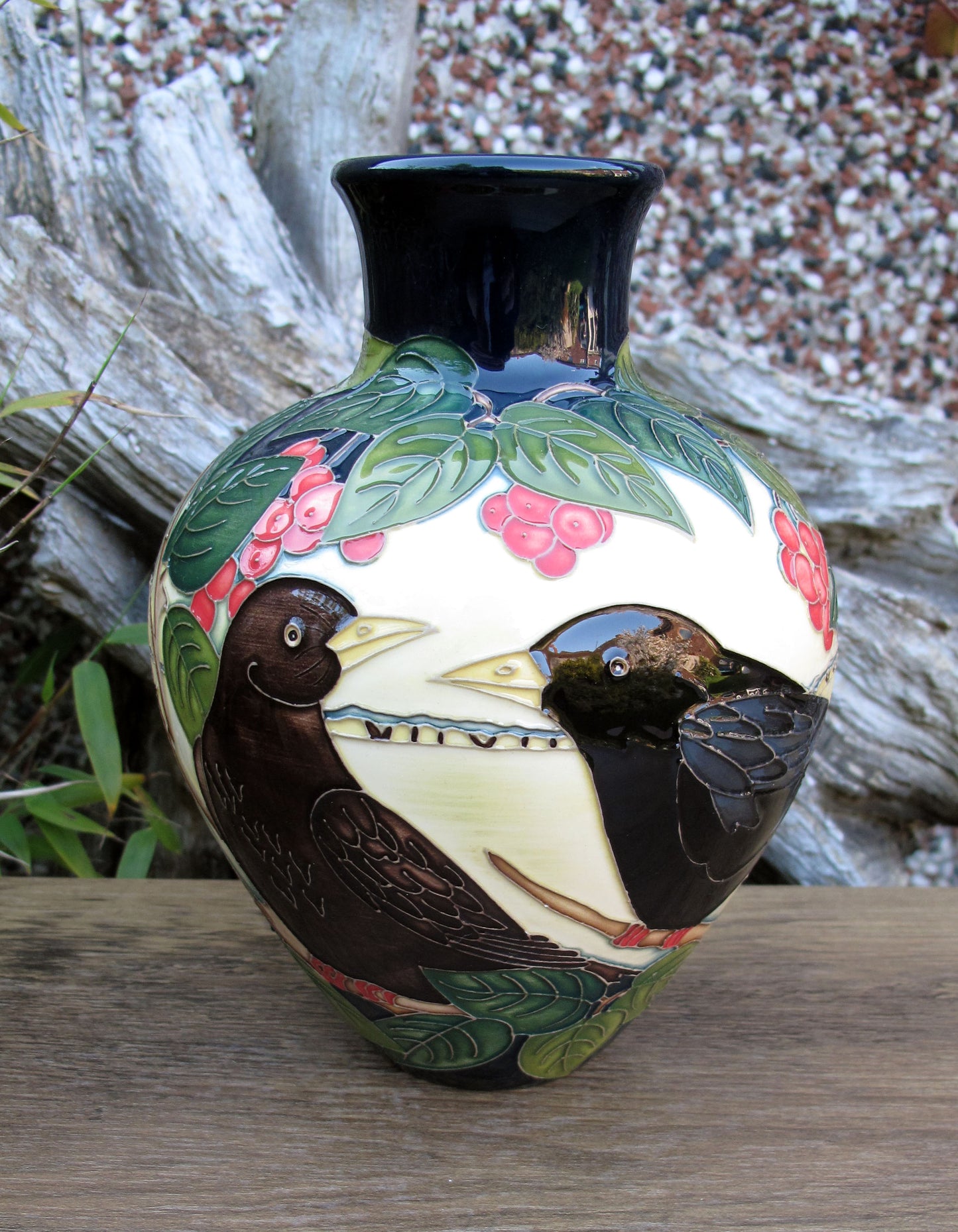 Moorcroft VERY RARE BLACKBIRD Vase 265/7 Trial Date 8.1.25 Retail Price £785