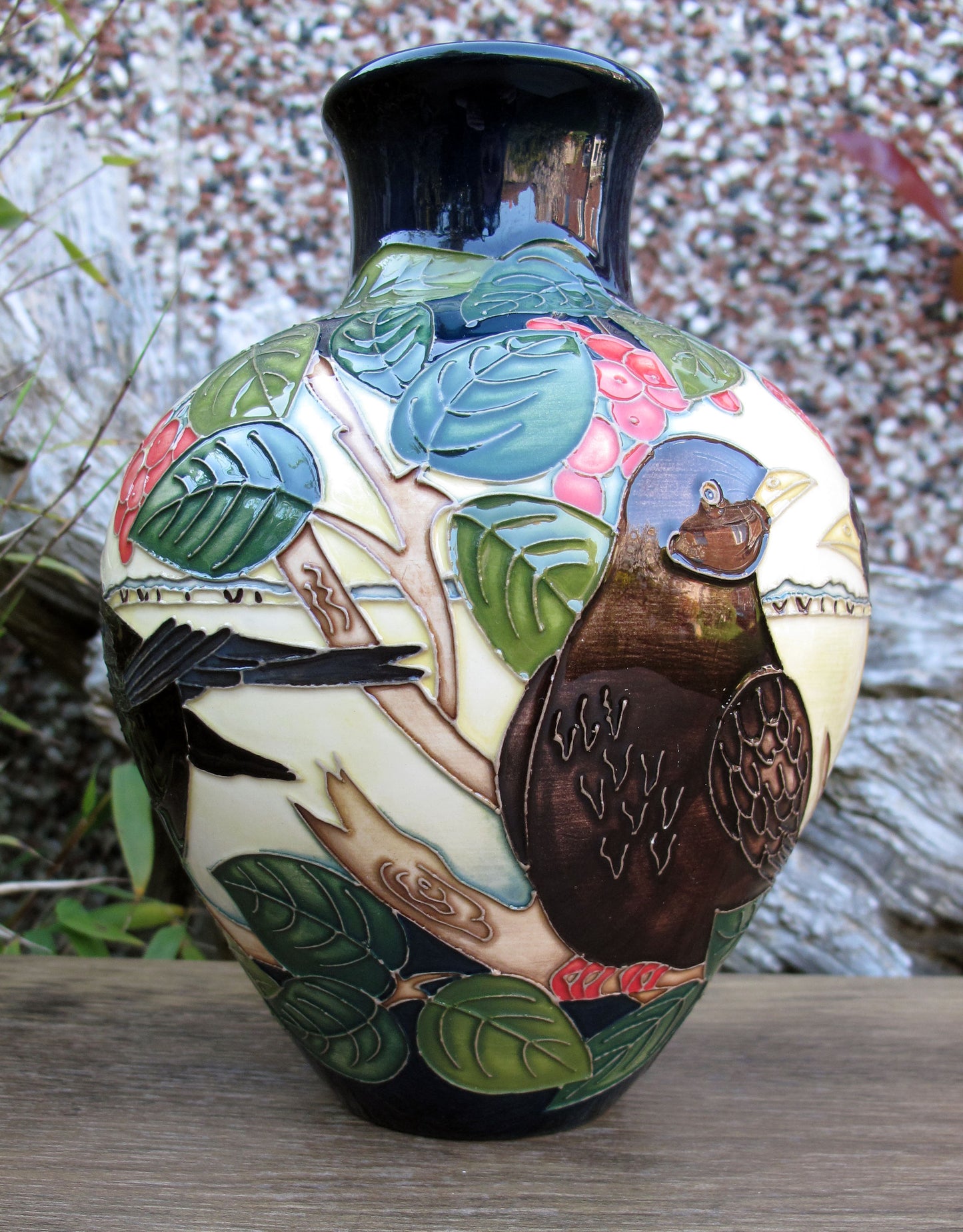 Moorcroft VERY RARE BLACKBIRD Vase 265/7 Trial Date 8.1.25 Retail Price £785