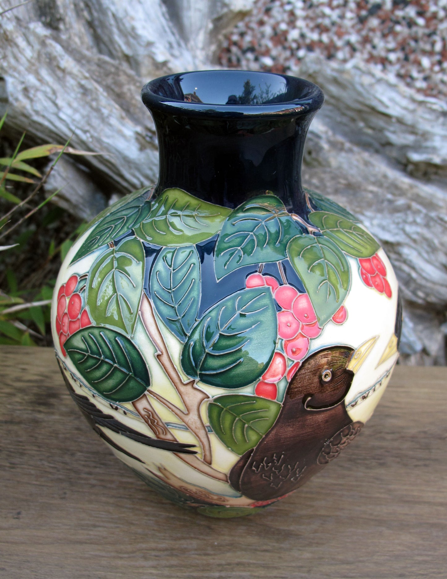 Moorcroft VERY RARE BLACKBIRD Vase 265/7 Trial Date 8.1.25 Retail Price £785