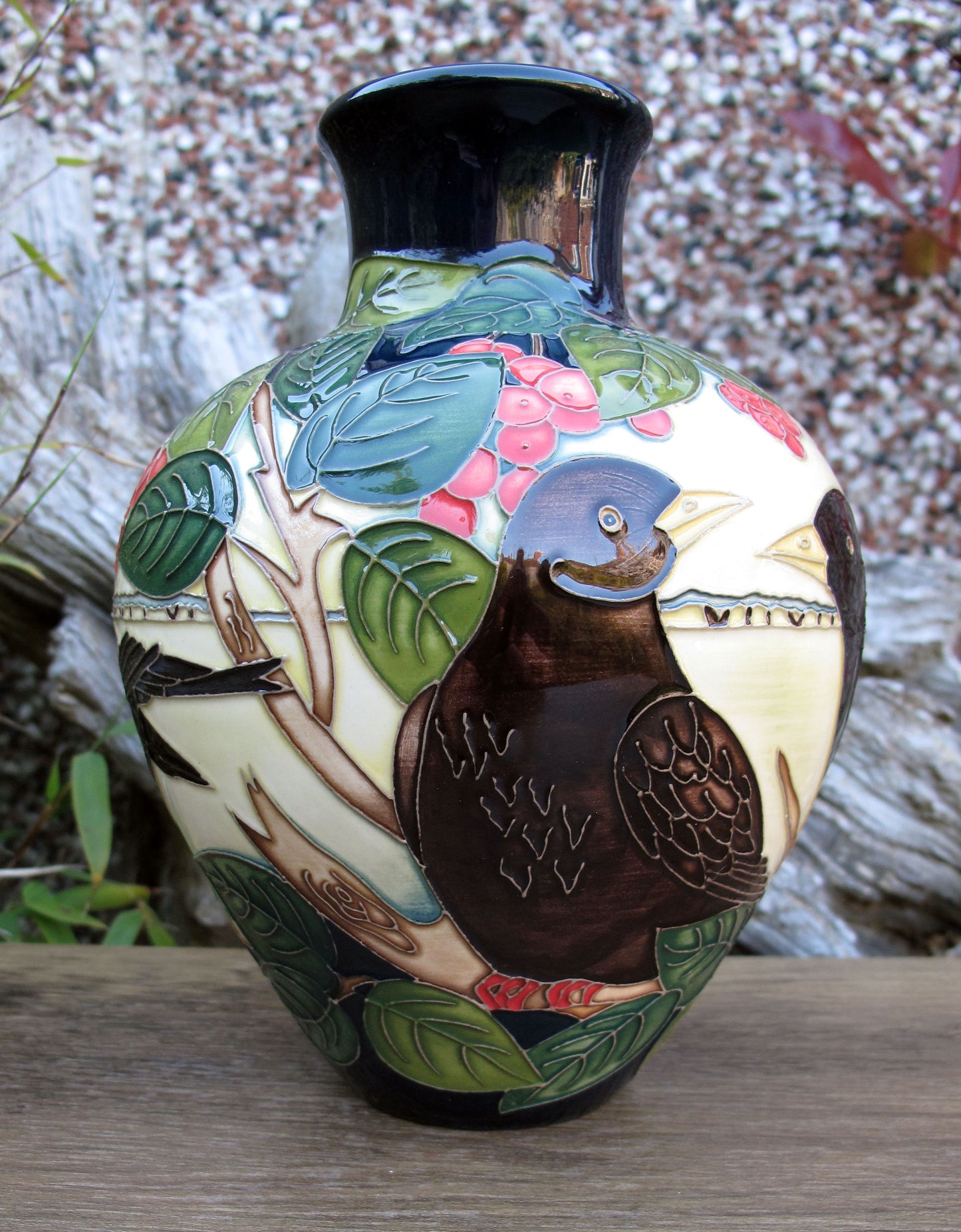 Moorcroft VERY RARE BLACKBIRD Vase 265/7 Trial Date 8.1.25 Retail Price £785