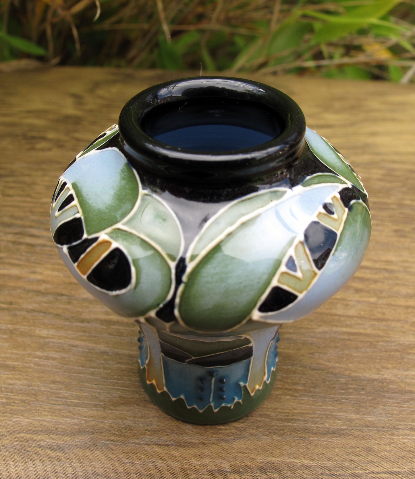Moorcroft Exquisite SAPPHIRE BLUES Miniature Vase 98/2 Retail Price £295