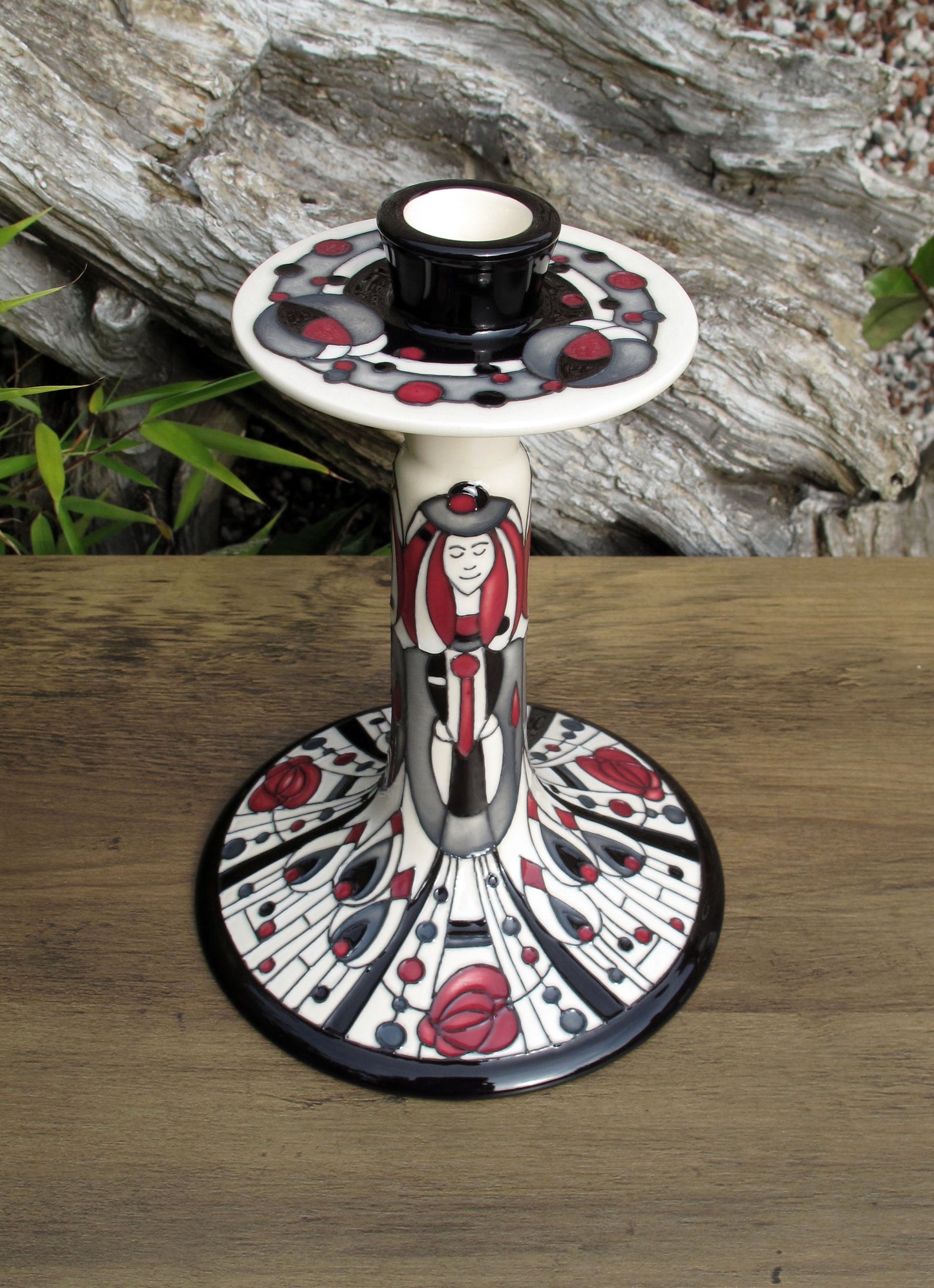 Moorcroft THE HEART OF THE ROSE 850/9 Limited Edition 1/10 Retail Price £595 CRM