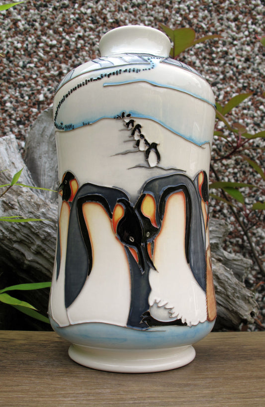 Moorcroft Exquisite KINGS OF ANTARTICA Vase  98/8 Number 9. Retail Price £760