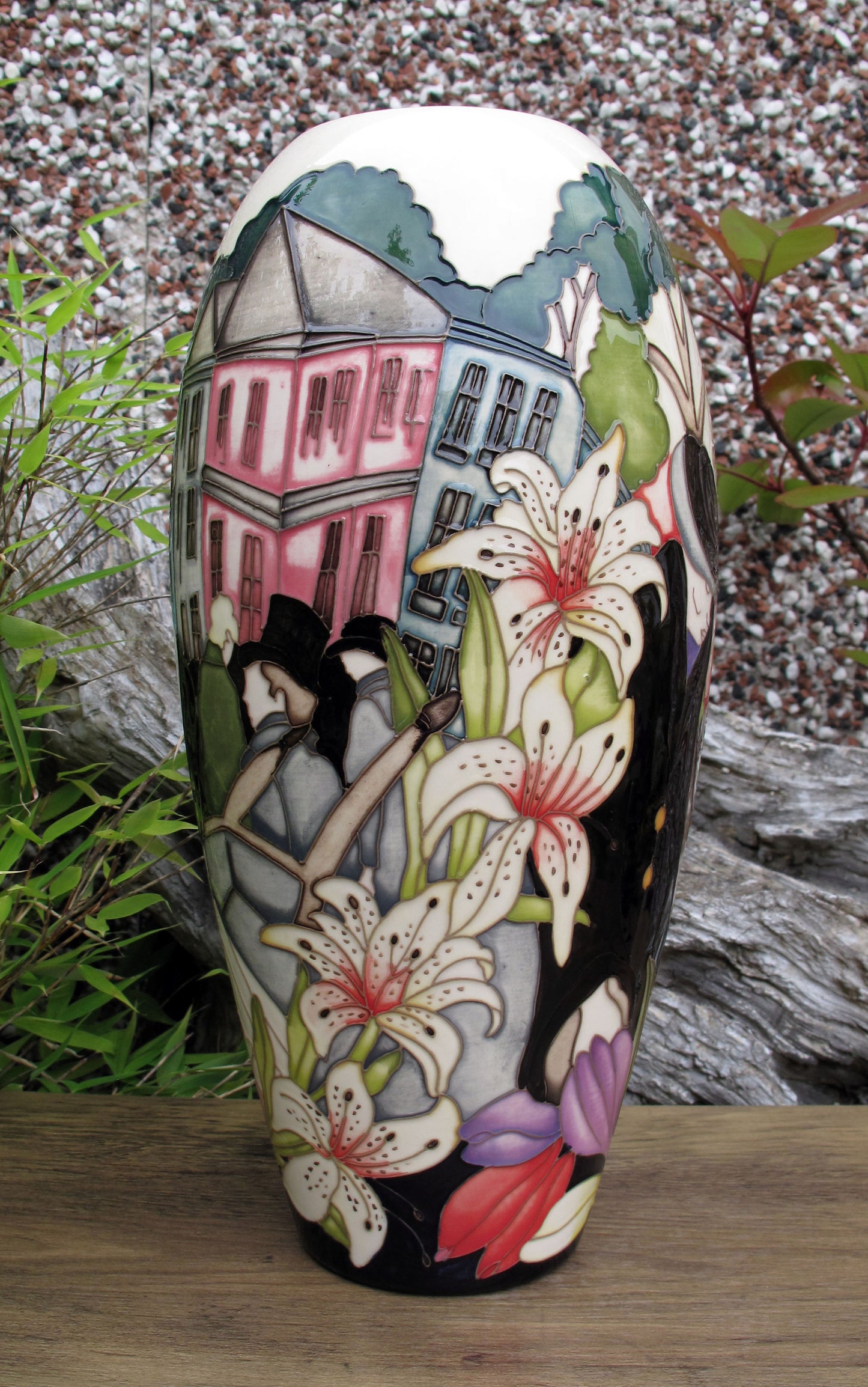 Moorcroft THE FLOWER SELLER Vase 101/12 Limited Edition 24/25 Retail Price £1595