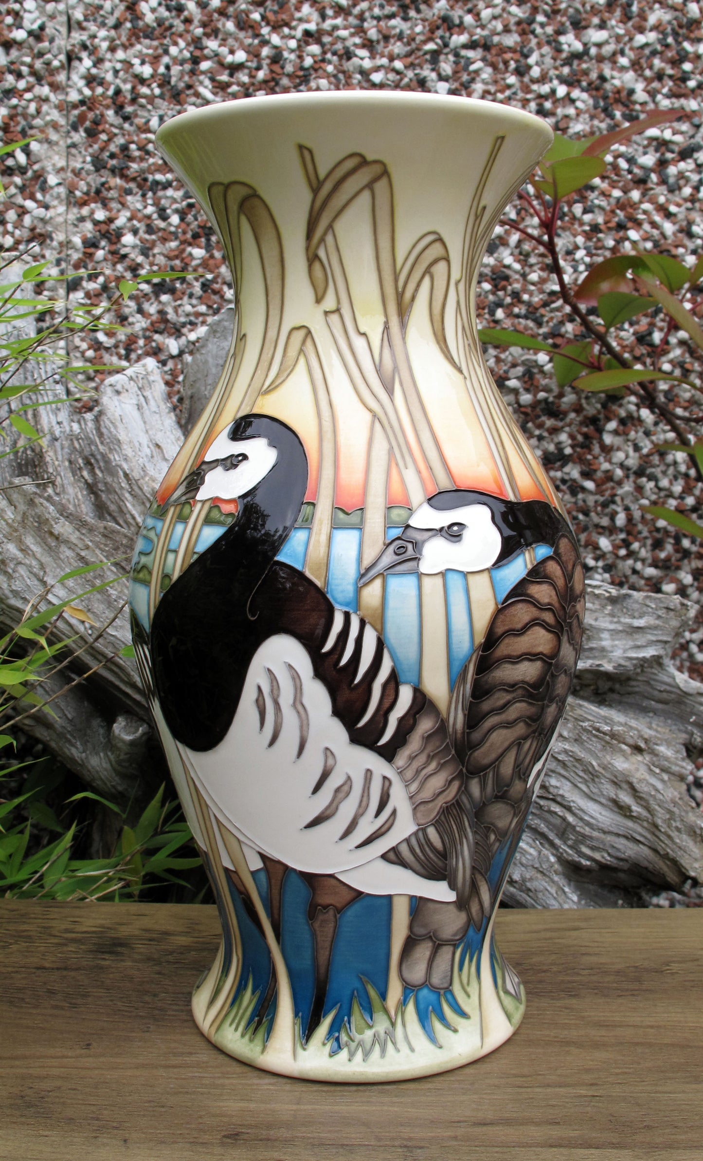 Moorcroft Exquisite RARE GEESE Vase 226/12 Trial Date 27.3.25 Retail Price £1845