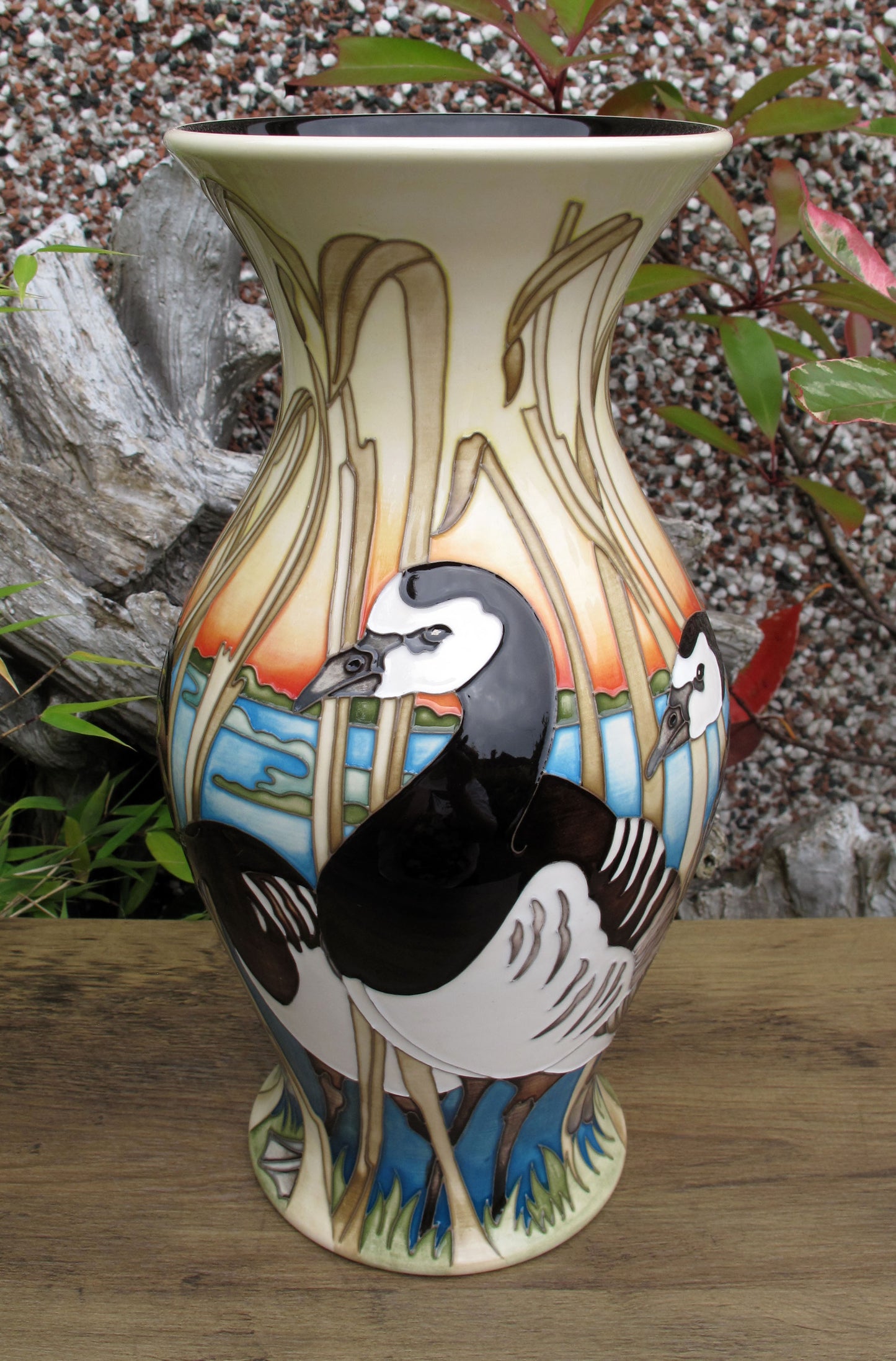 Moorcroft Exquisite RARE GEESE Vase 226/12 Trial Date 27.3.25 Retail Price £1845