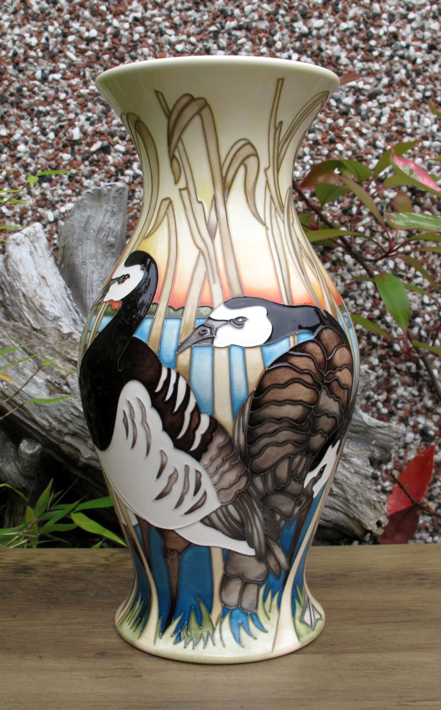 Moorcroft Exquisite RARE GEESE Vase 226/12 Trial Date 27.3.25 Retail Price £1845