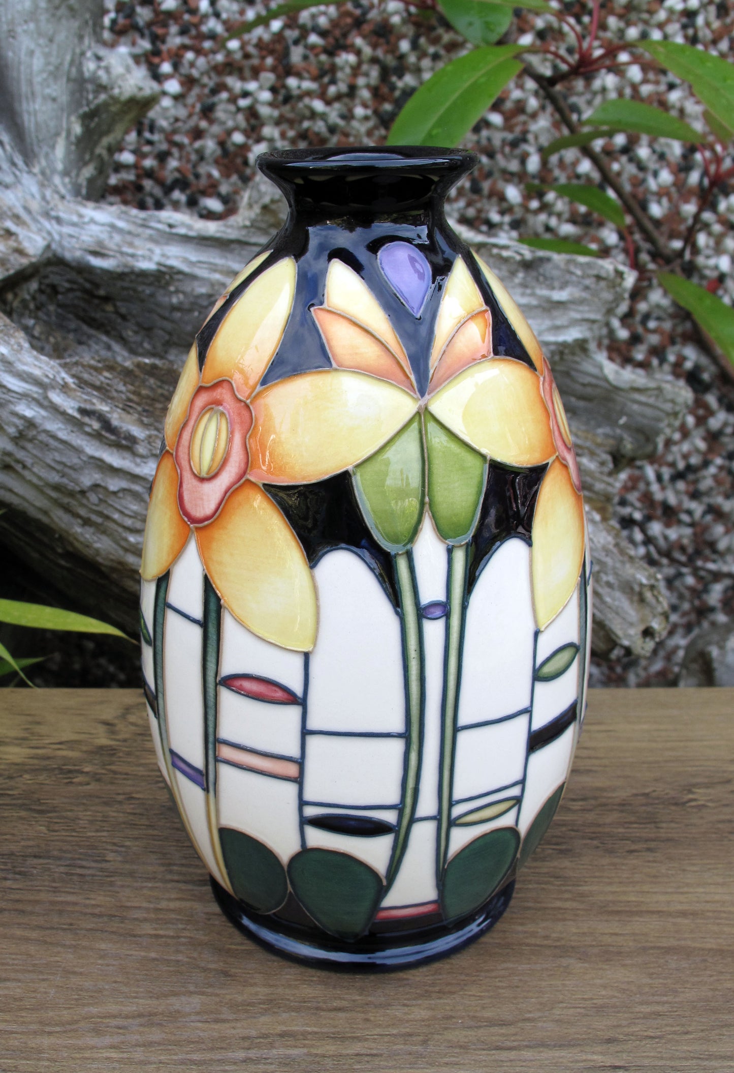 Moorcroft Very Rare MODERN DAFF Vase 119/7 Trial Date 25.3.25 Retail Price £430