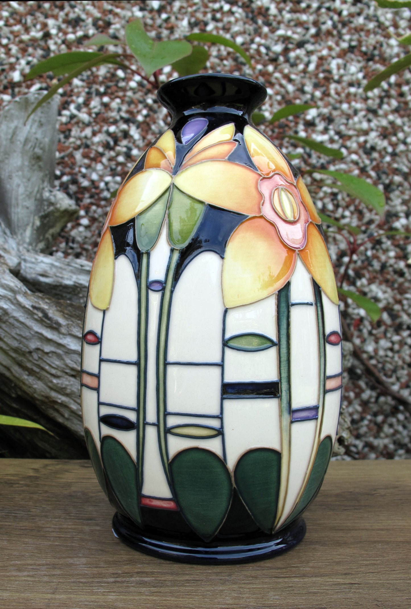 Moorcroft Very Rare MODERN DAFF Vase 119/7 Trial Date 25.3.25 Retail Price £430