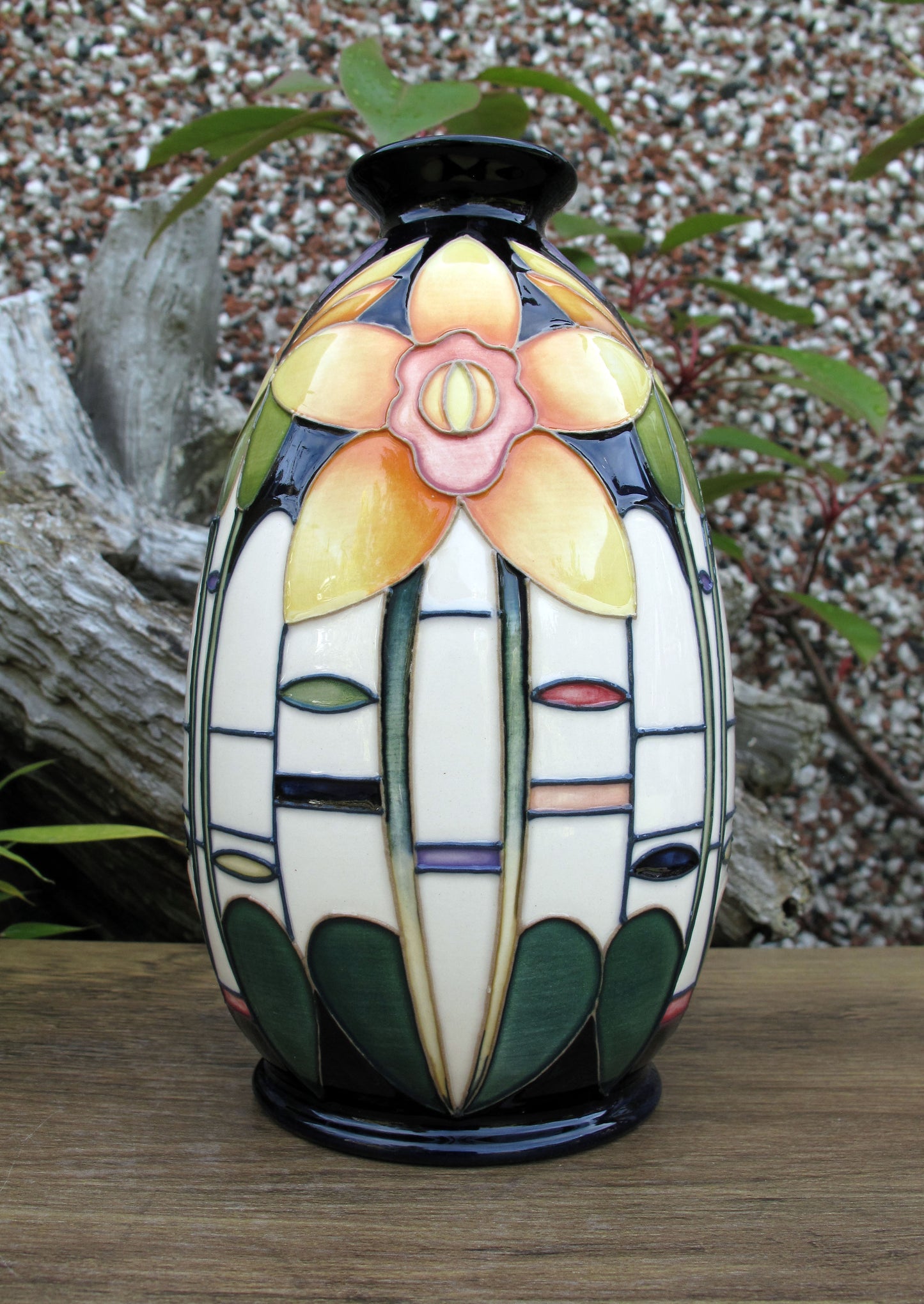 Moorcroft Very Rare MODERN DAFF Vase 119/7 Trial Date 25.3.25 Retail Price £430