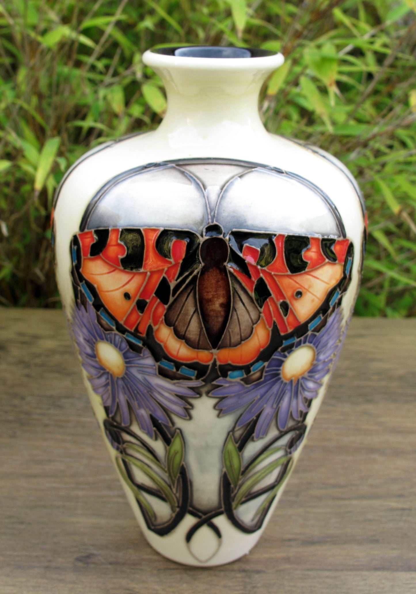 Moorcroft Very Rare TORTOISESELL MOTH Vase 72/6 Trial 23.5.24 Retail Price £595
