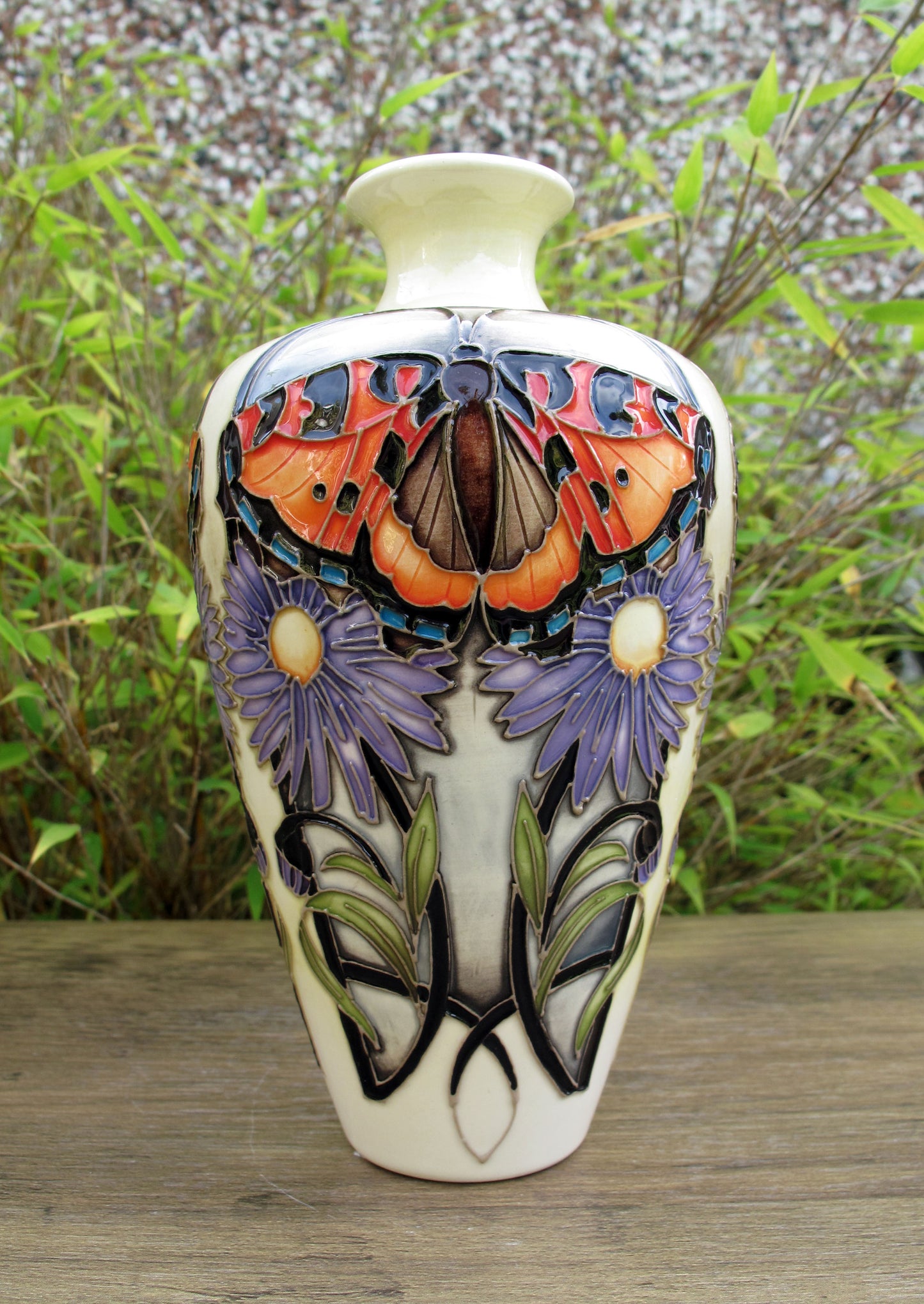 Moorcroft Very Rare TORTOISESELL MOTH Vase 72/6 Trial 23.5.24 Retail Price £595