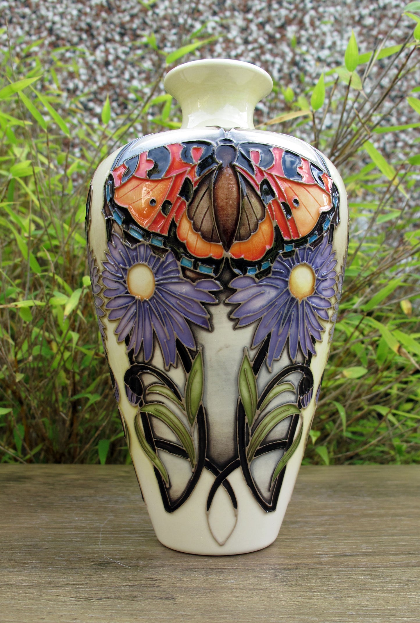 Moorcroft Very Rare TORTOISESELL MOTH Vase 72/6 Trial 23.5.24 Retail Price £595