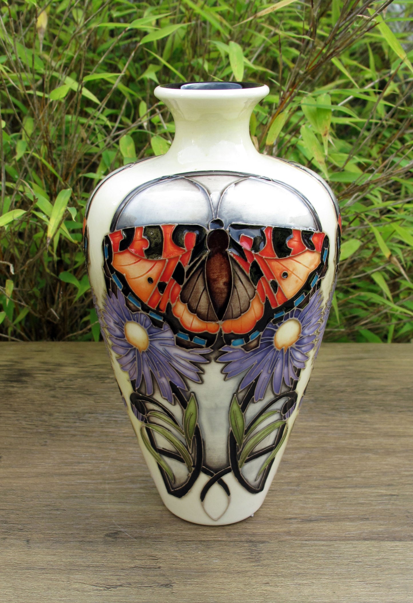 Moorcroft Very Rare TORTOISESELL MOTH Vase 72/6 Trial 23.5.24 Retail Price £595