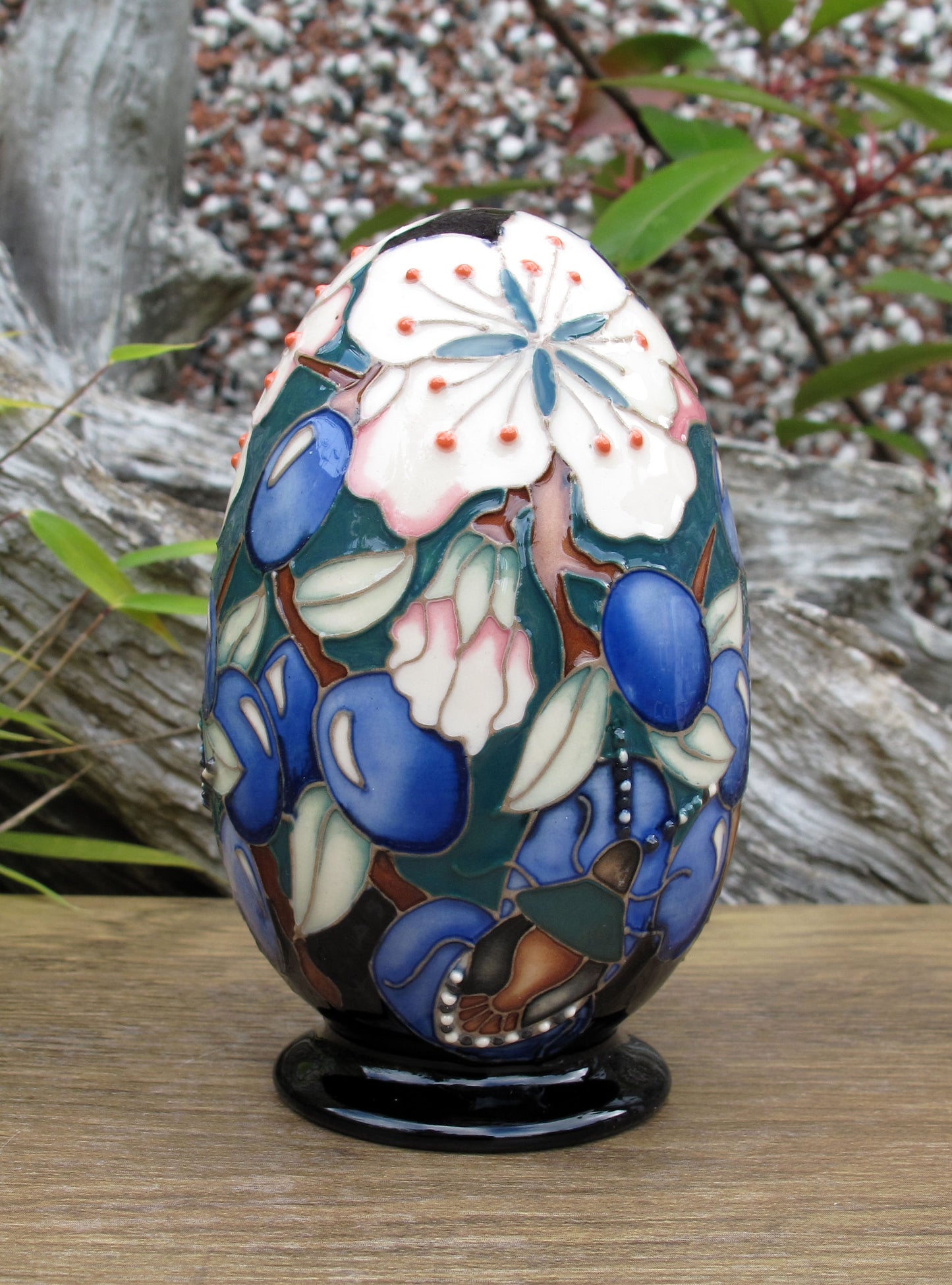 Moorcroft Rare SLOE BERRIES EGG Limited Edition 6/10 2025 Retail Price £450