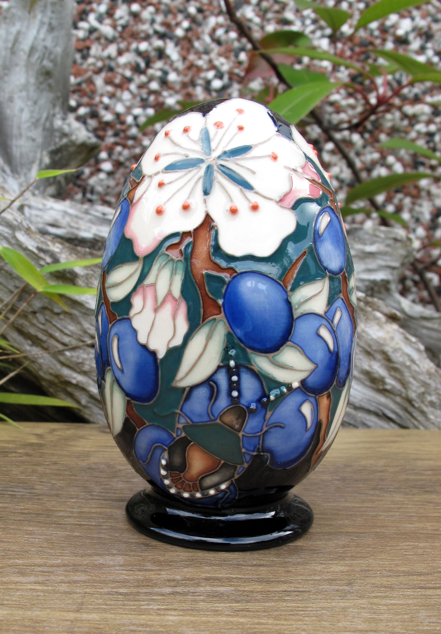 Moorcroft Rare SLOE BERRIES EGG Limited Edition 6/10 2025 Retail Price £450