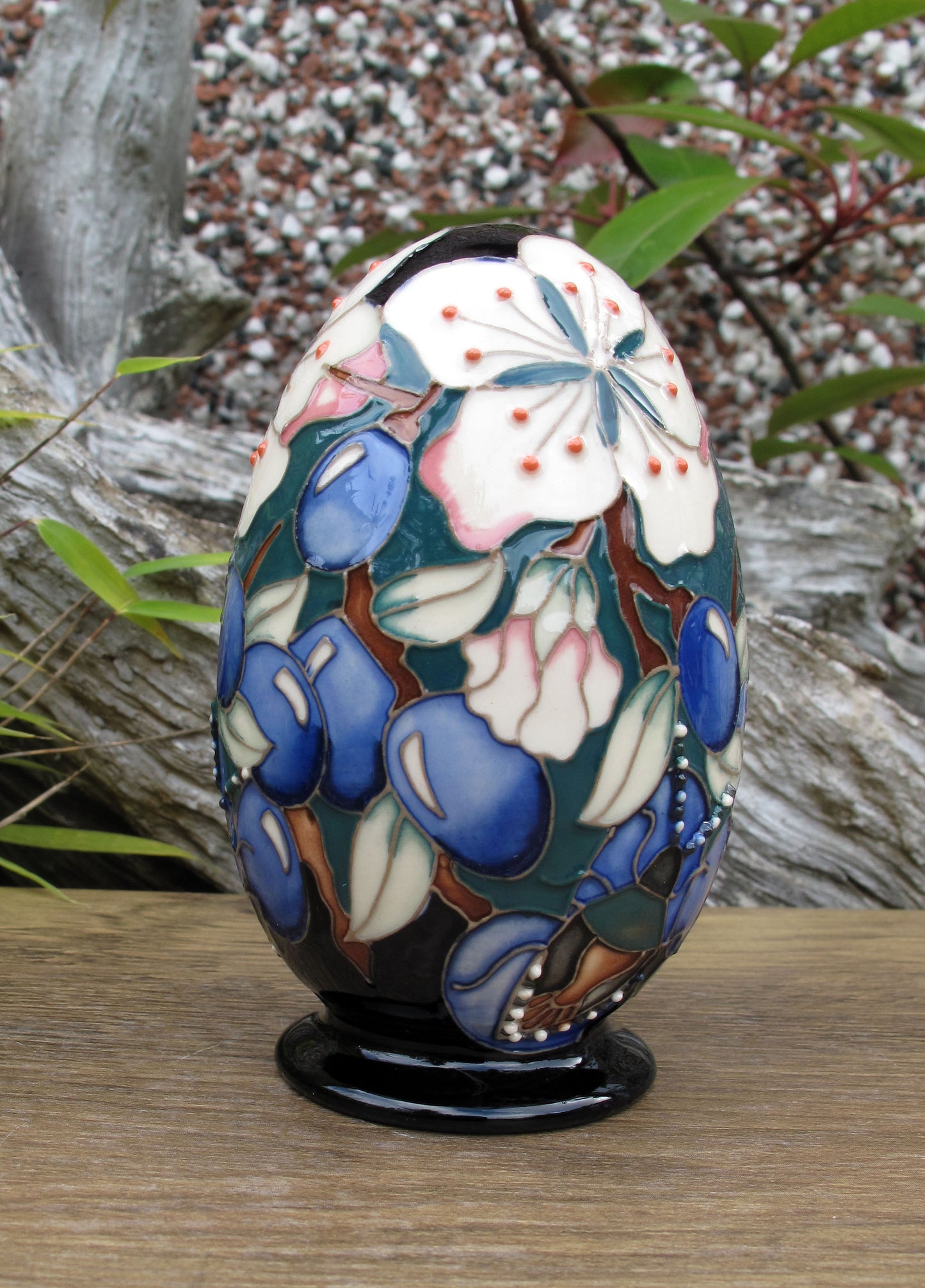 Moorcroft Rare SLOE BERRIES EGG Limited Edition 6/10 2025 Retail Price £450