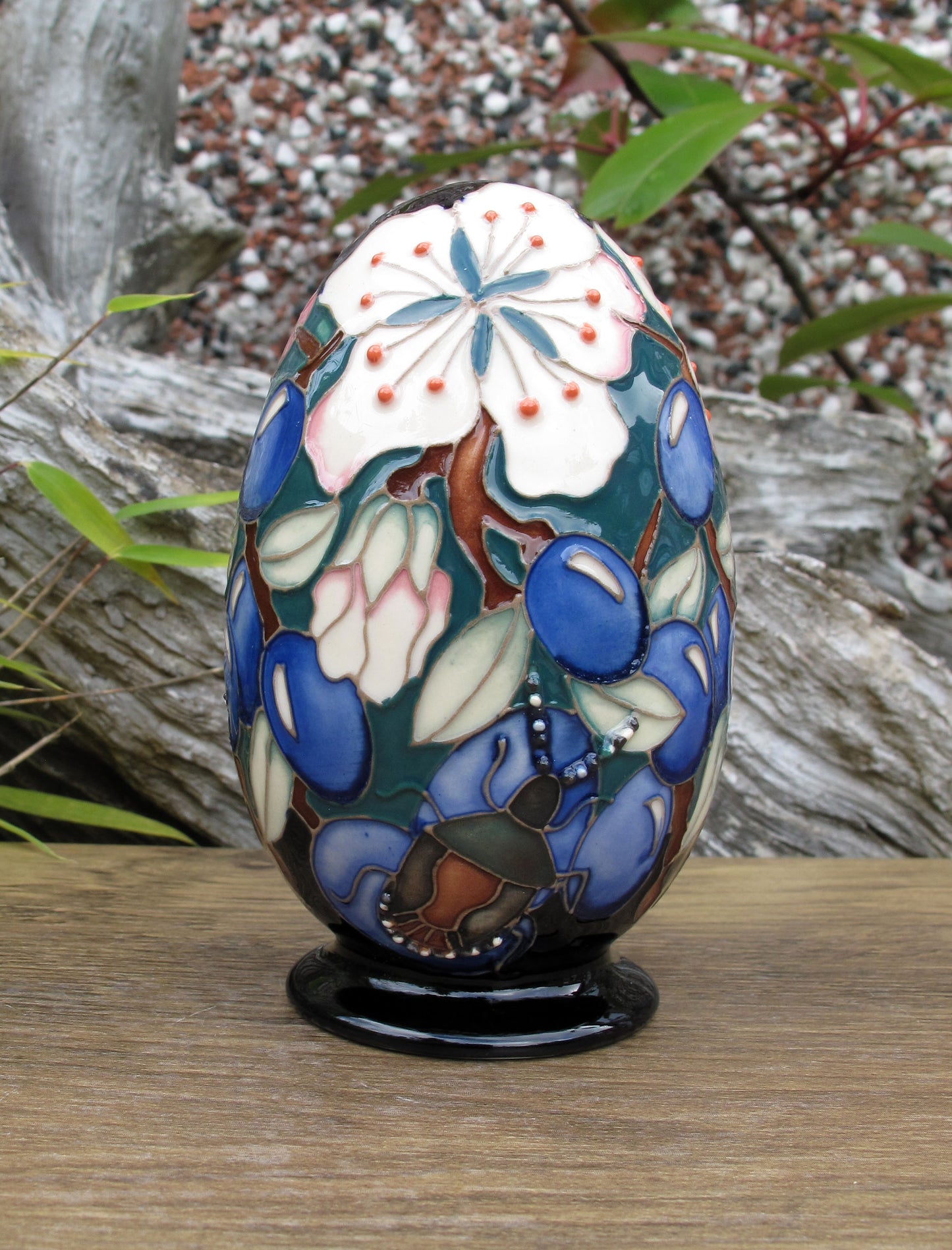 Moorcroft Rare SLOE BERRIES EGG Limited Edition 6/10 2025 Retail Price £450
