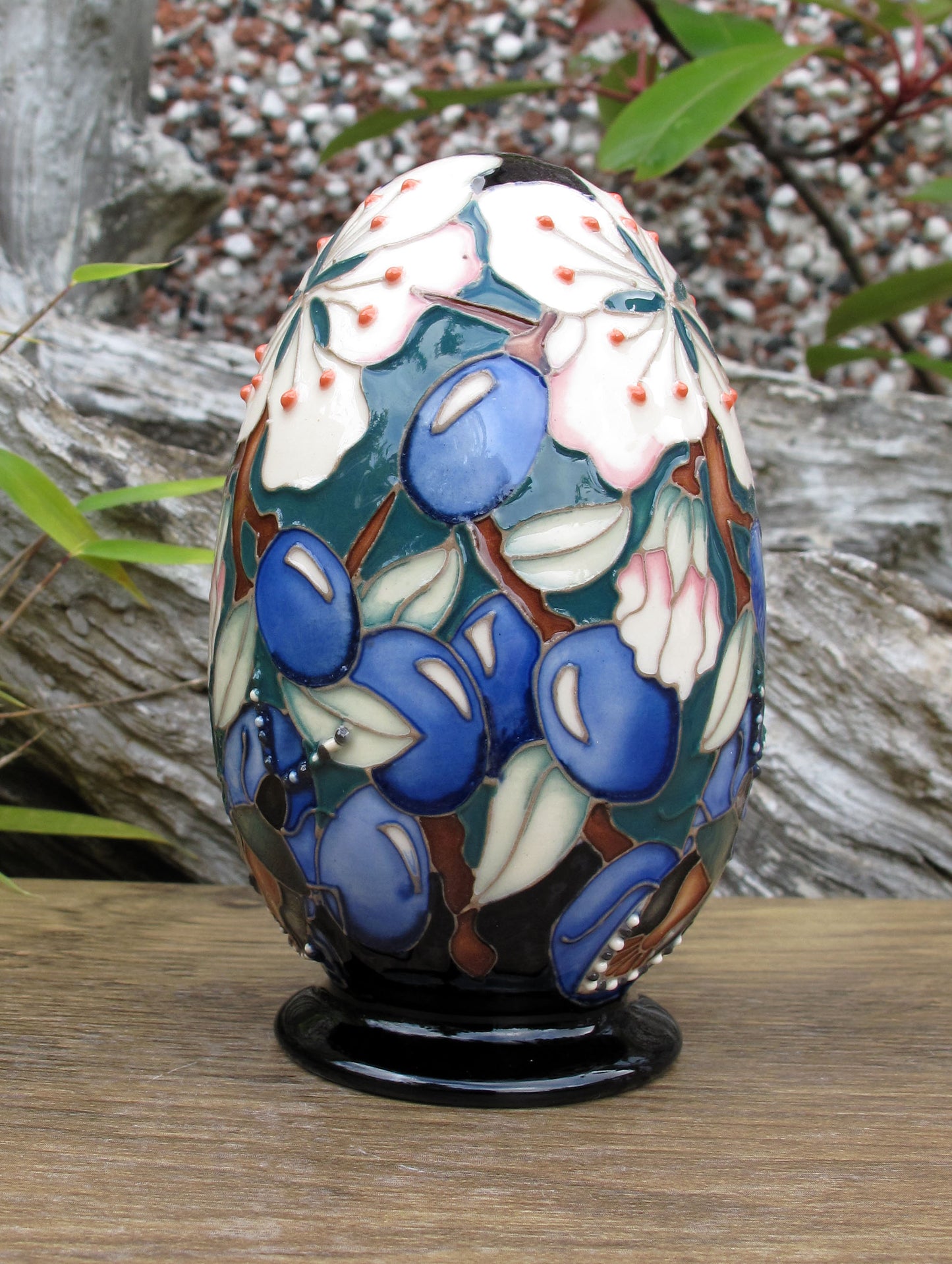 Moorcroft Rare SLOE BERRIES EGG Limited Edition 6/10 2025 Retail Price £450