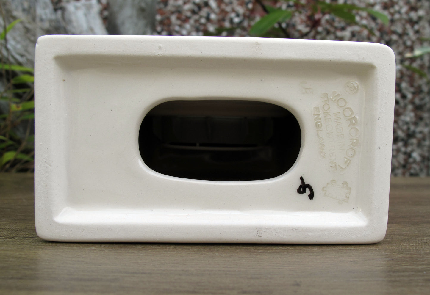 Moorcroft BEES FOR TEA Clock CL1 Retail Price £195 Rachel Bishop