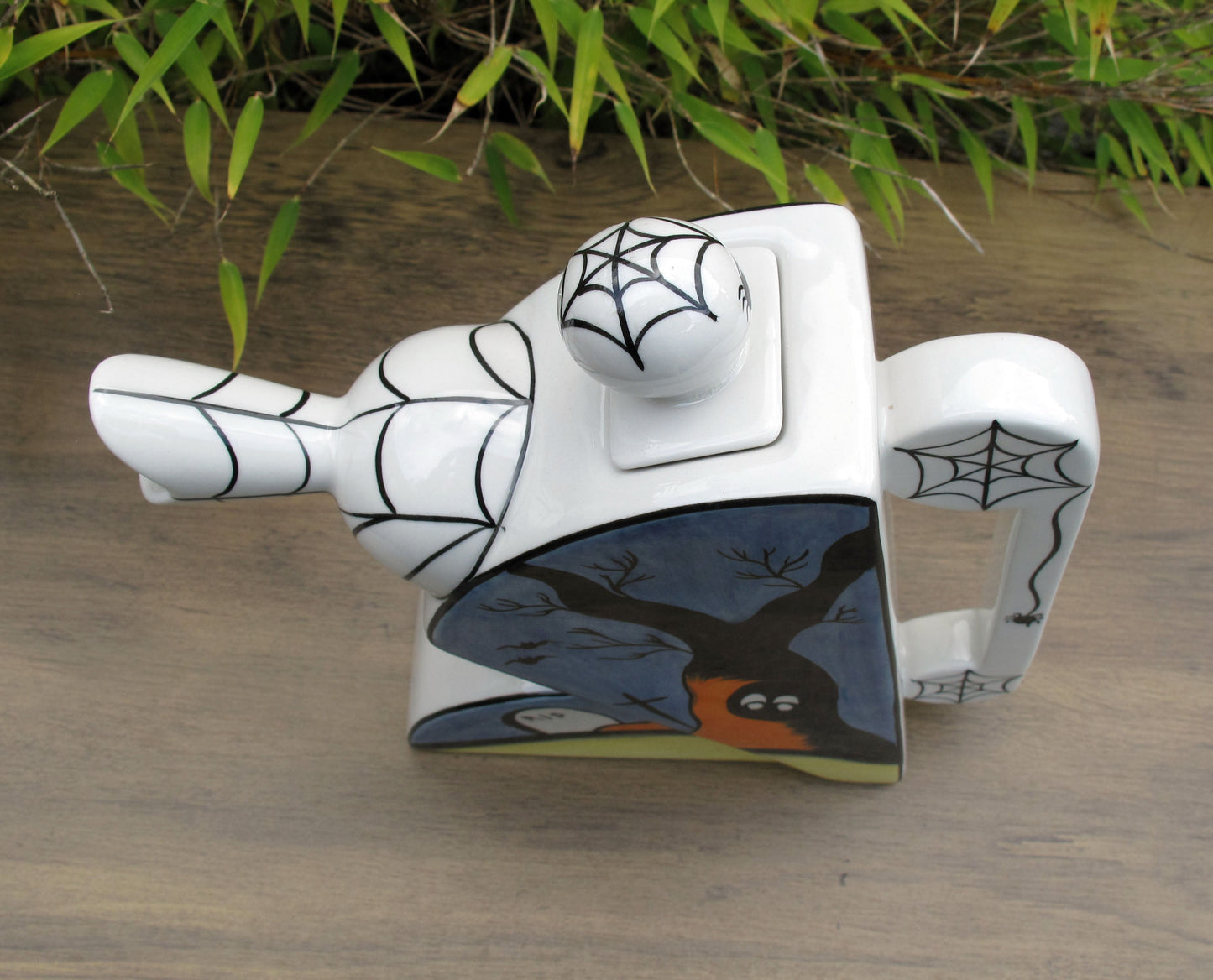 Lorna Bailey SPOOKY GRAVEYARD FLAPPER TEAPOT OCT 2004 ( Ref. New Millennium )