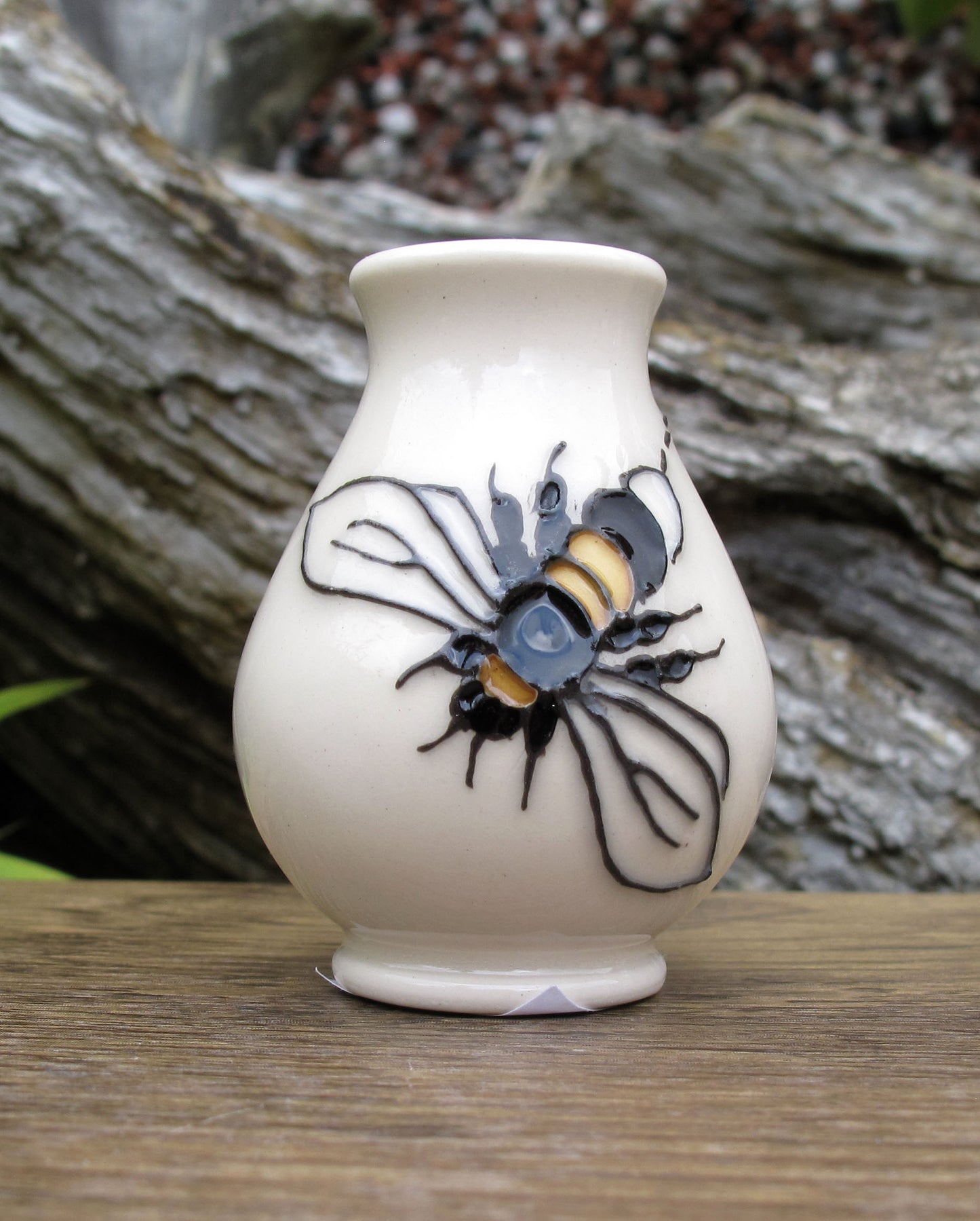 Moorcroft Exquisite Miniature BEES FOR TEA Vase Shape 7/2 Rachel Bishop