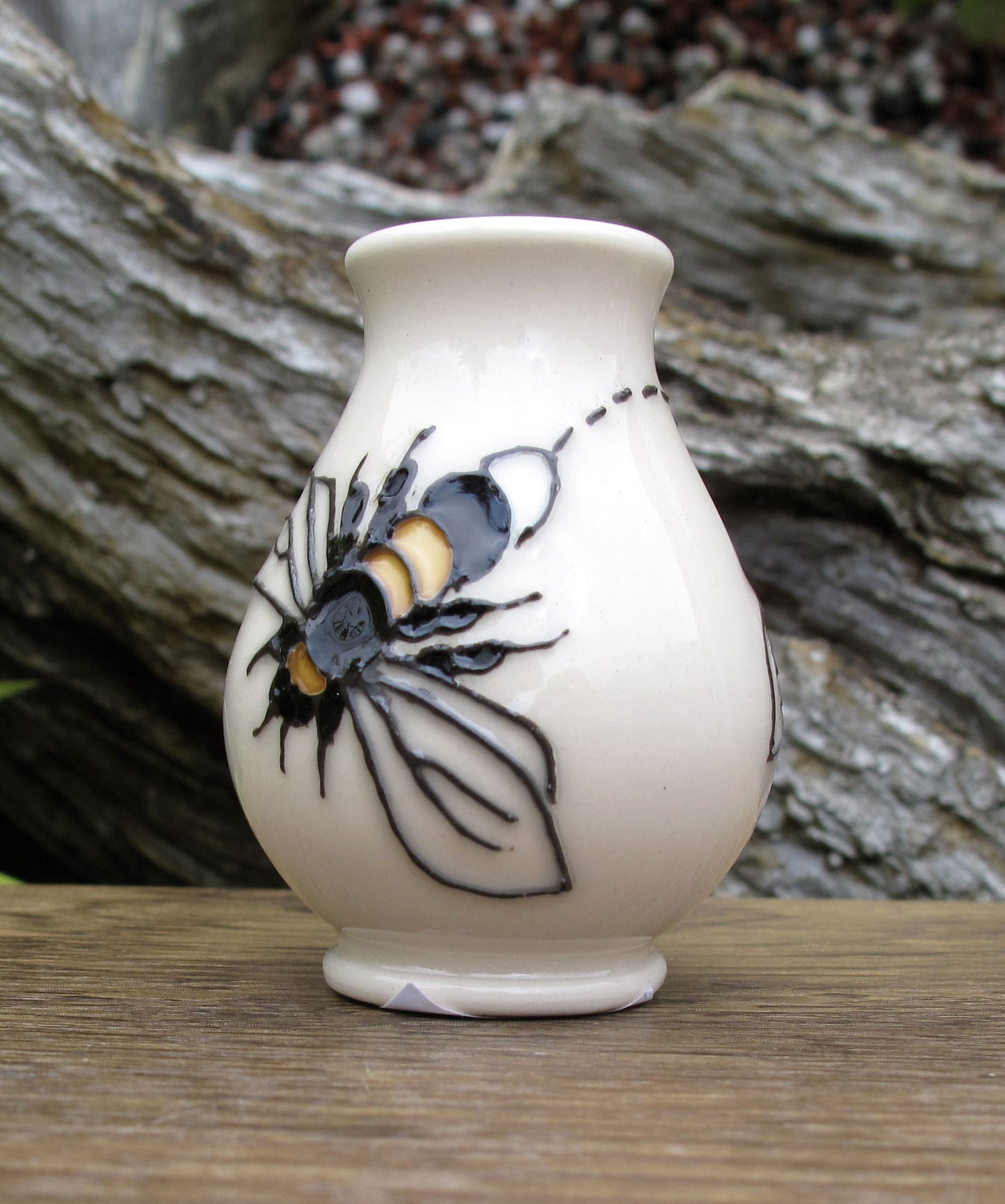 Moorcroft Exquisite Miniature BEES FOR TEA Vase Shape 7/2 Rachel Bishop