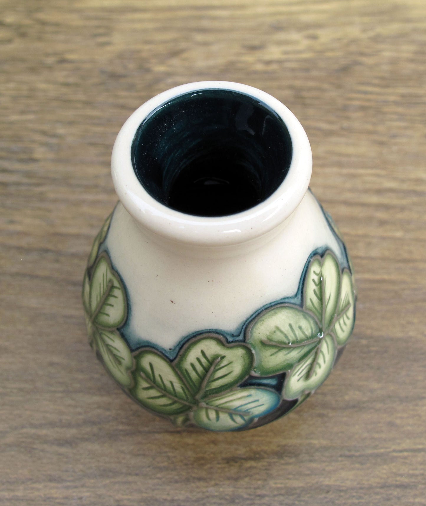 Moorcroft Exquisite CLOVER Miniature Vase Shape 7/2 Retail Price £115