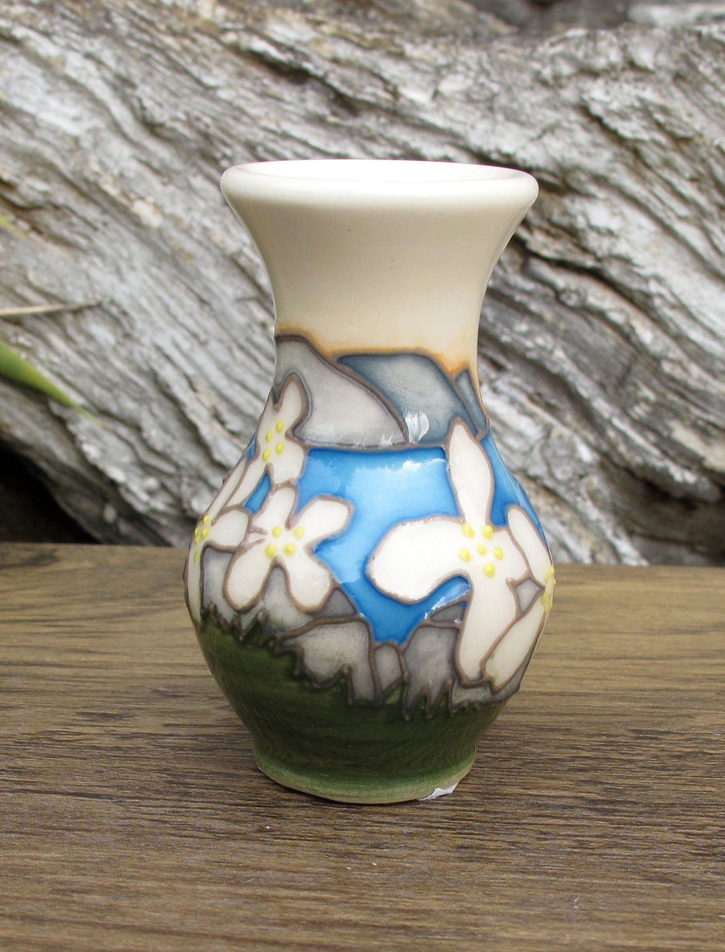 Moorcroft Exquisite SUMMER'S SHORELINE Miniature Vase 49/2 Retail Price £158