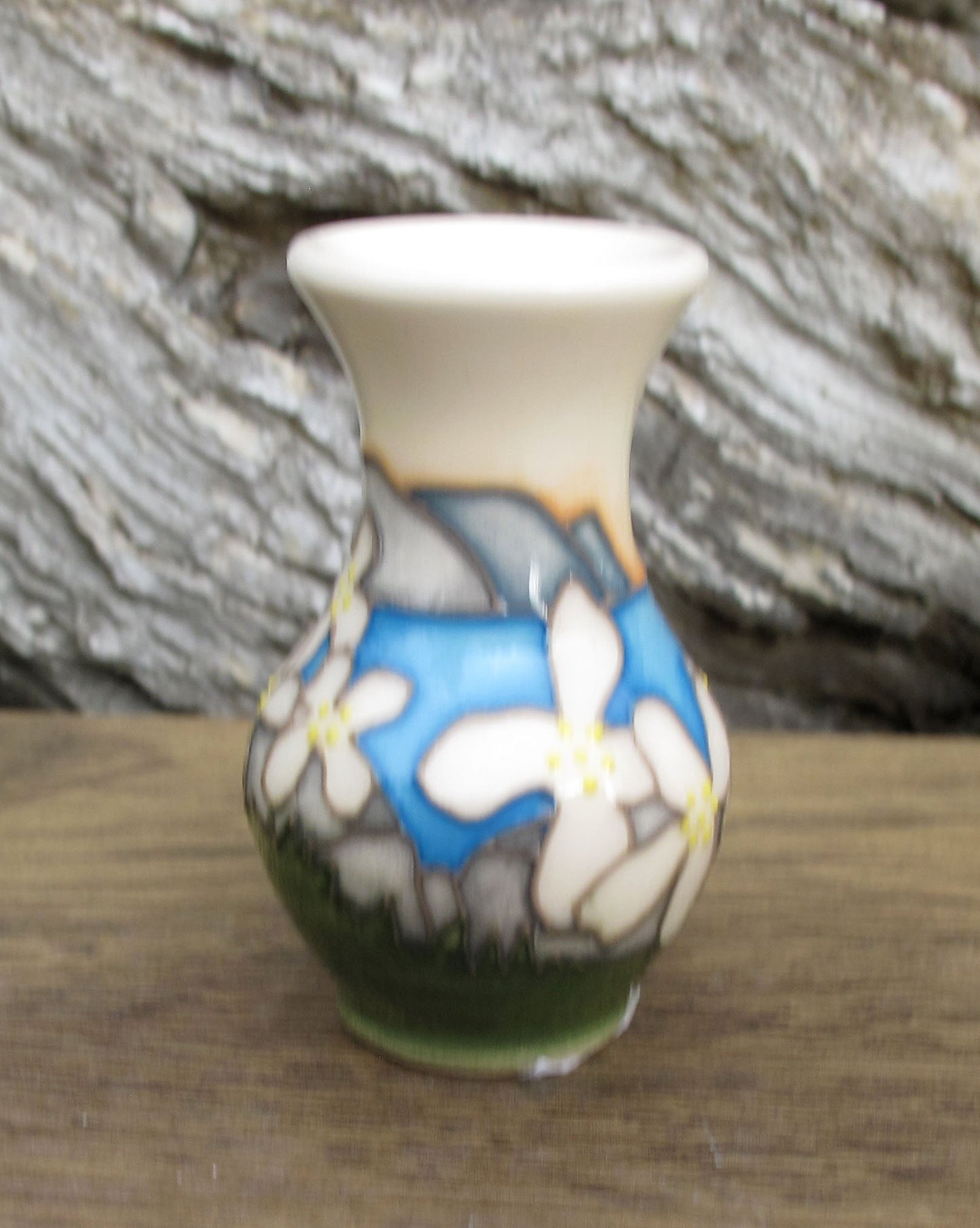 Moorcroft Exquisite SUMMER'S SHORELINE Miniature Vase 49/2 Retail Price £158