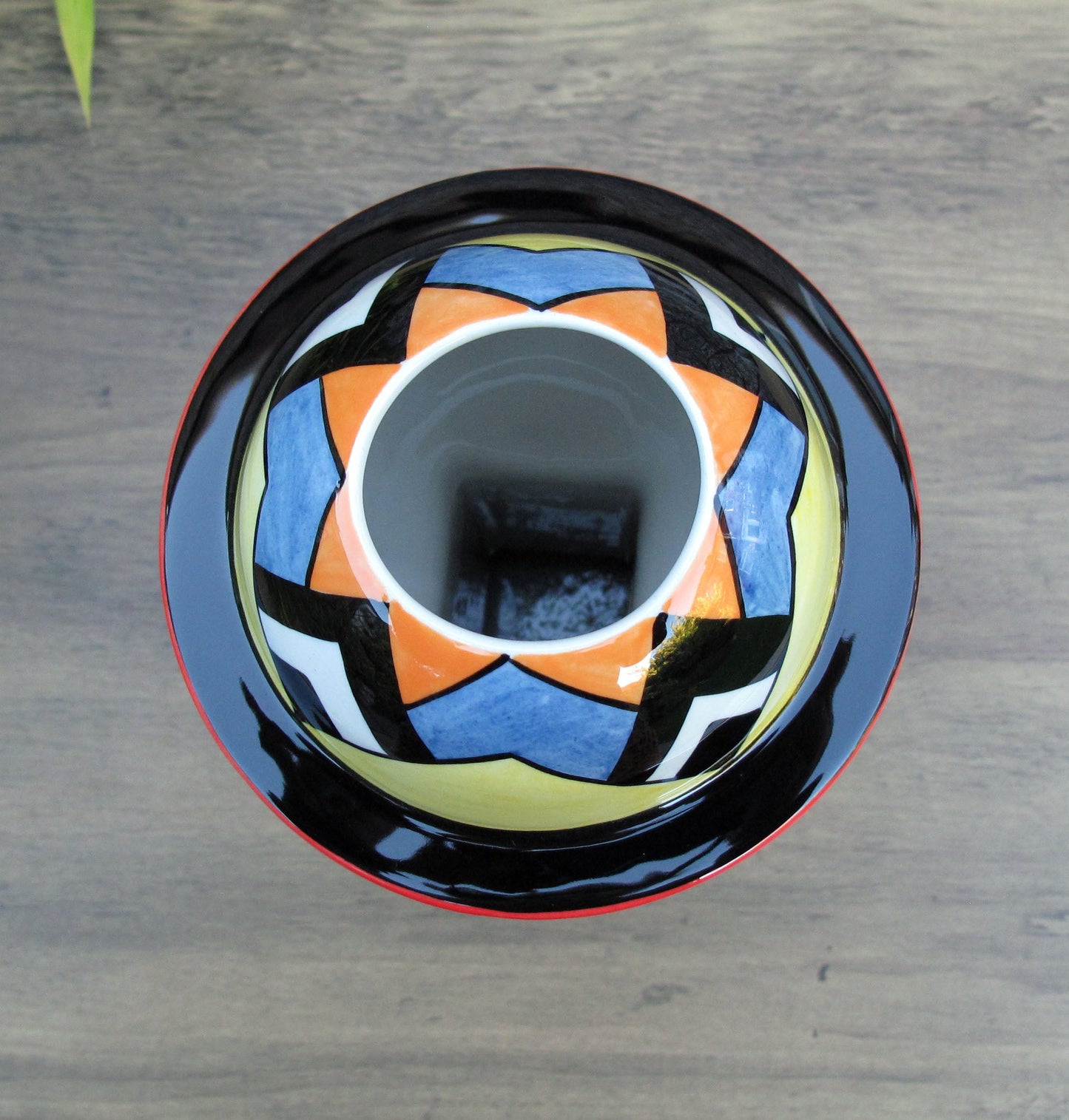 Lorna Bailey Exquisite SPHERE VASE January 2006