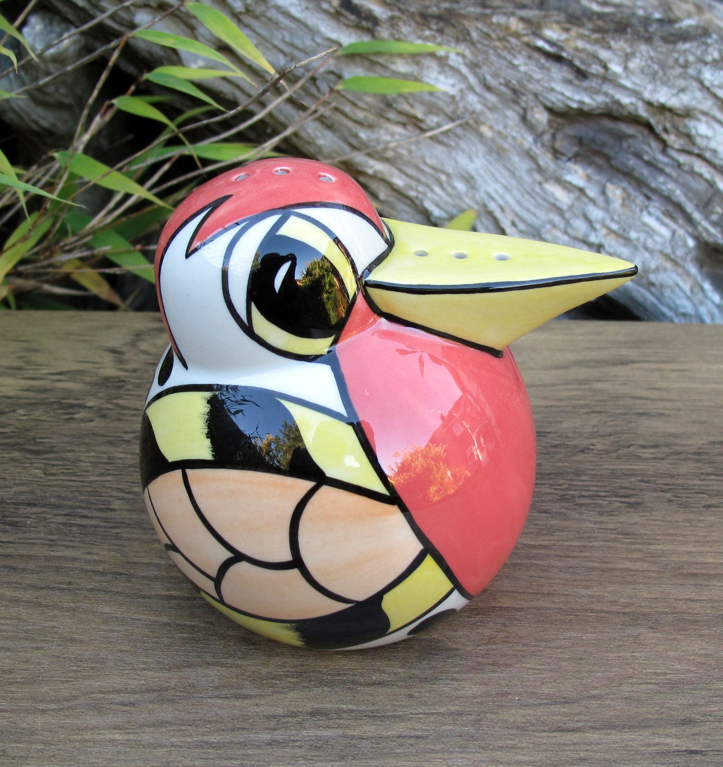 Lorna Bailey Exquisite Quirky ROBIN SUGAR SHAKER December 2004 Birds