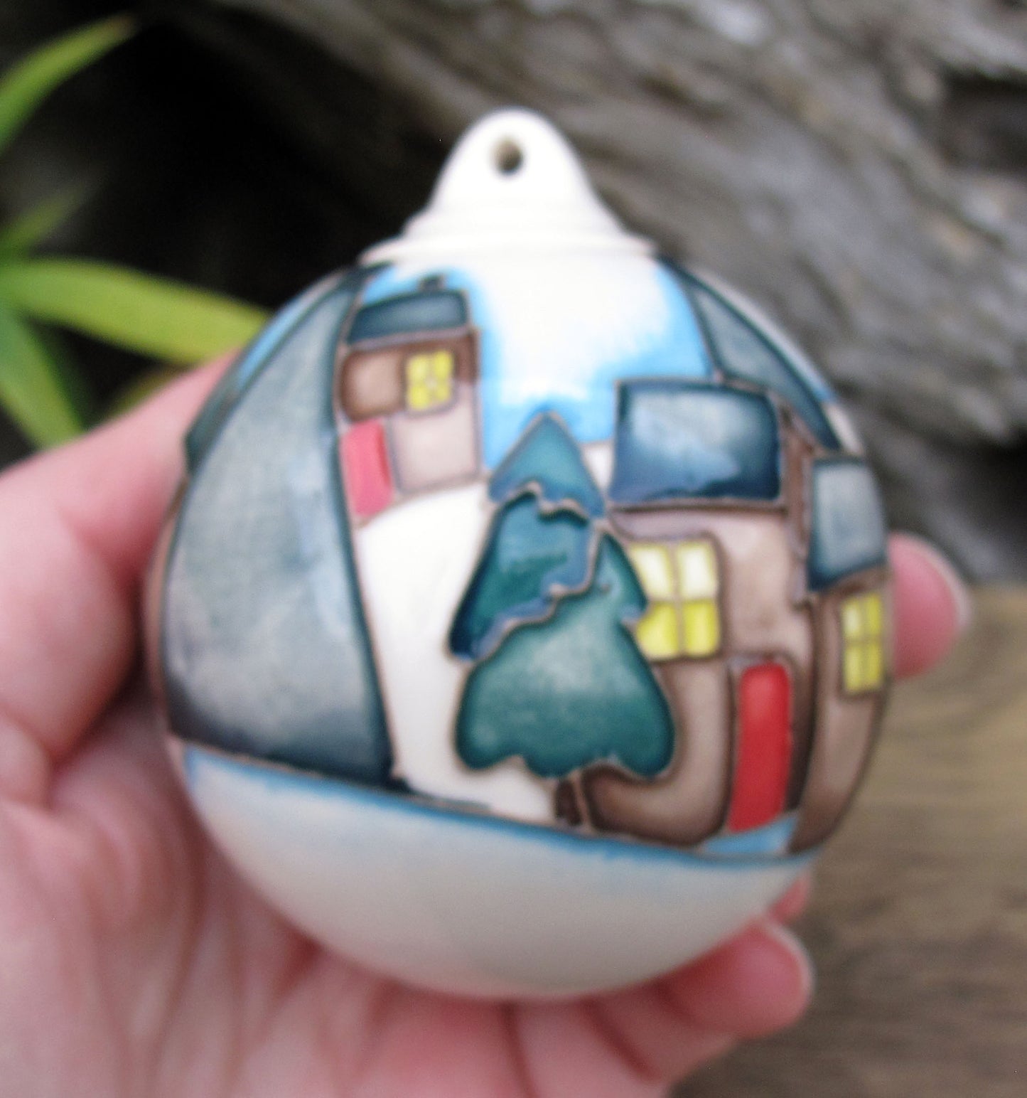 Moorcroft SNOWFALL BAUBLE 2024 Retail Price £265 Christmas Tree Decoration