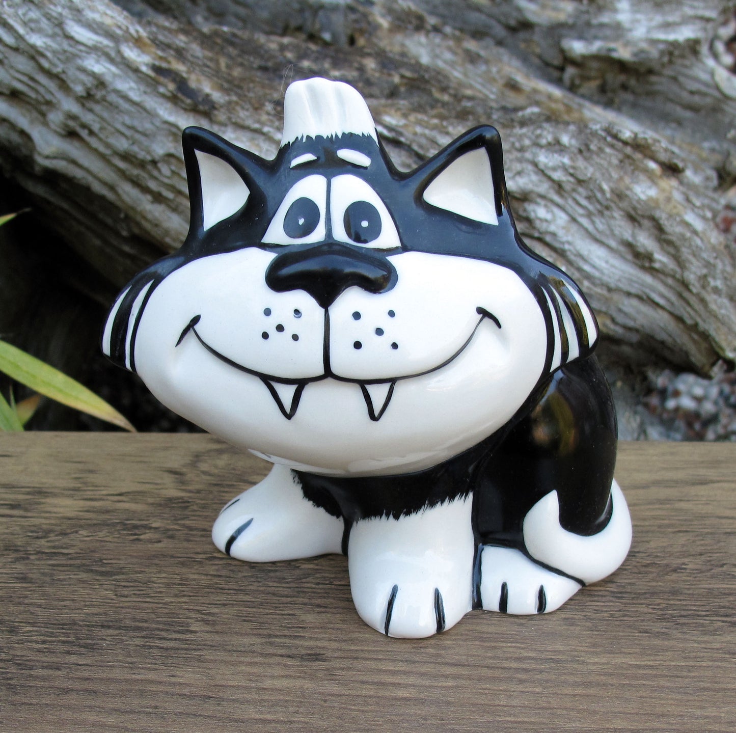 Lorna Bailey Rare PROTOTYPE COLOURWAY ZIGGY CAT 2006 Black/White HALLOWEEN CAT