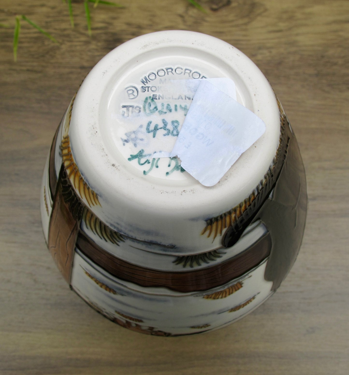 Moorcroft Exquisite Boxed WHO GOES THERE Vase 03/7 Numbered Edition