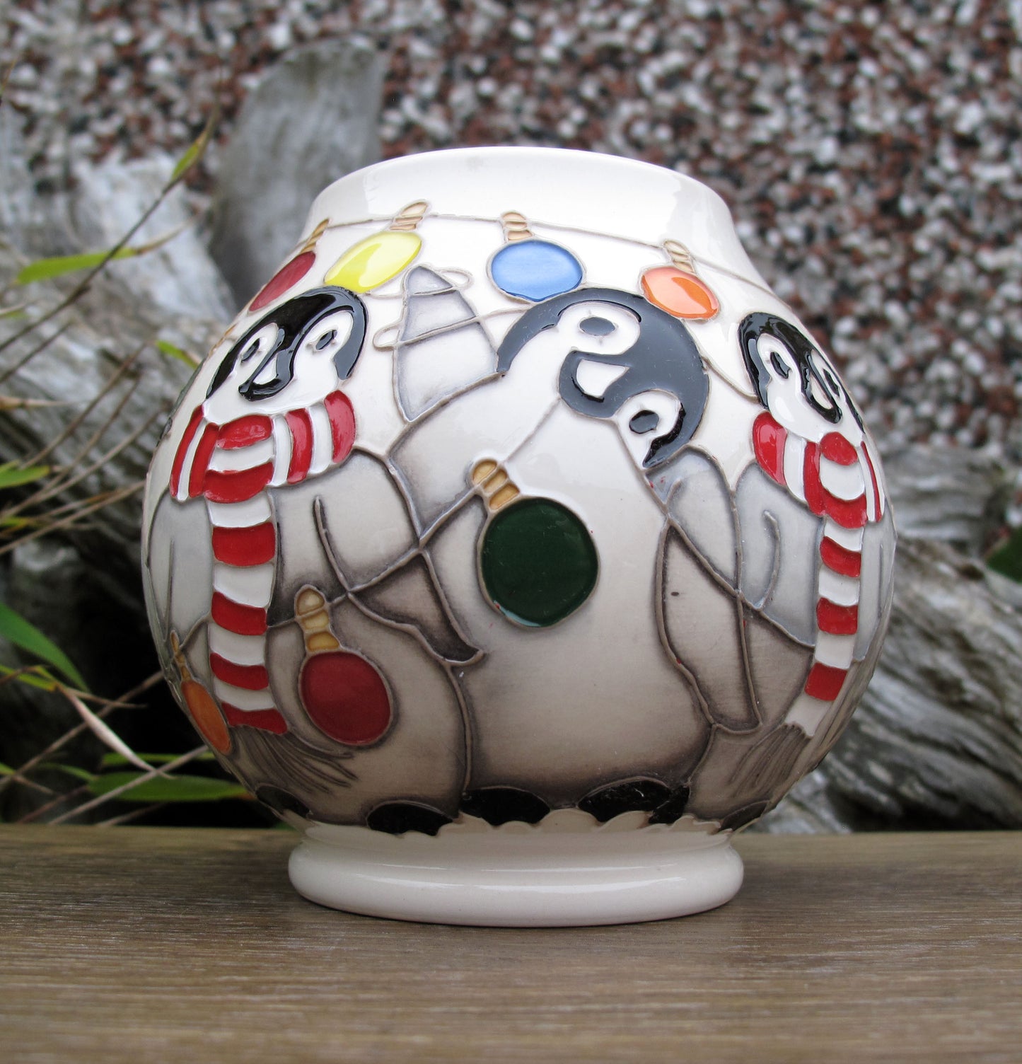 Moorcroft Exquisite THE PARTY Vase RM2/4 Retail Price £490 Christmas Penguins