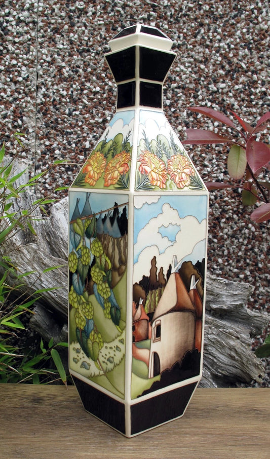 Moorcroft Rare OAST HOUSES  Limited Edition 10/10 Vase 96/16  Retail Price £2915