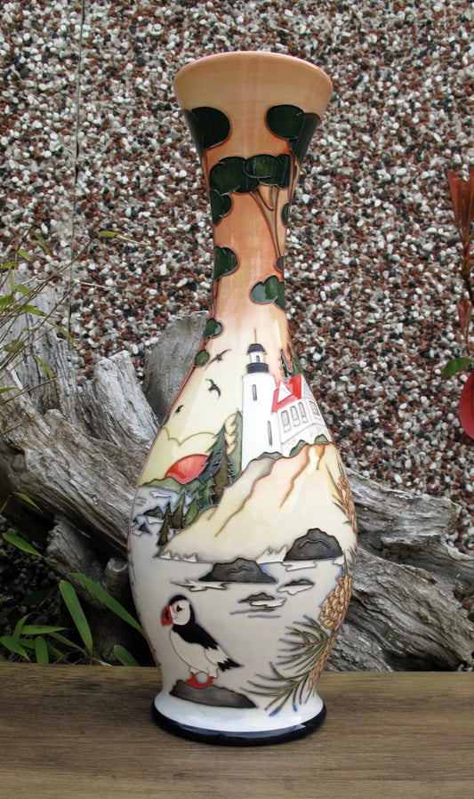 Moorcroft ARCADIA MAINE Vase 81/14 Trial Date 23.10.23 Retail Price £1730 Puffins