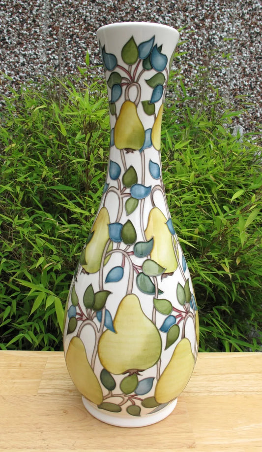 Moorcroft WILLIAM PEAR 82/16 vase Limited Edition 13/30 Retail Price £975 MORRIS