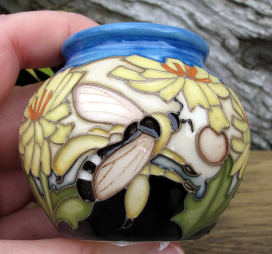 Moorcroft RSPB PANTALOON BEE Vase Shape 55/2 Retail Price £370 Emma Bossons