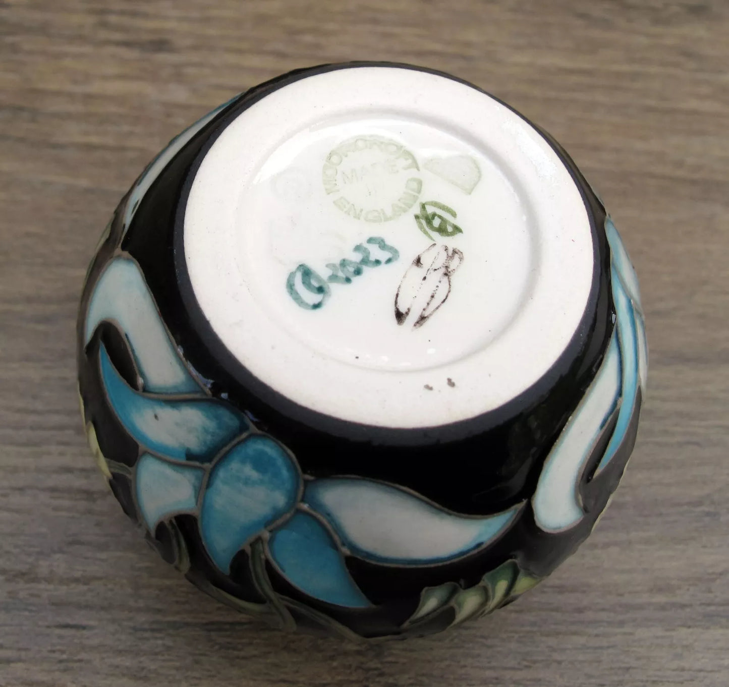 Moorcroft MILLIEFLEURS Miniature Vase Shape 55/2 Retail Price £270 Emma Bossons