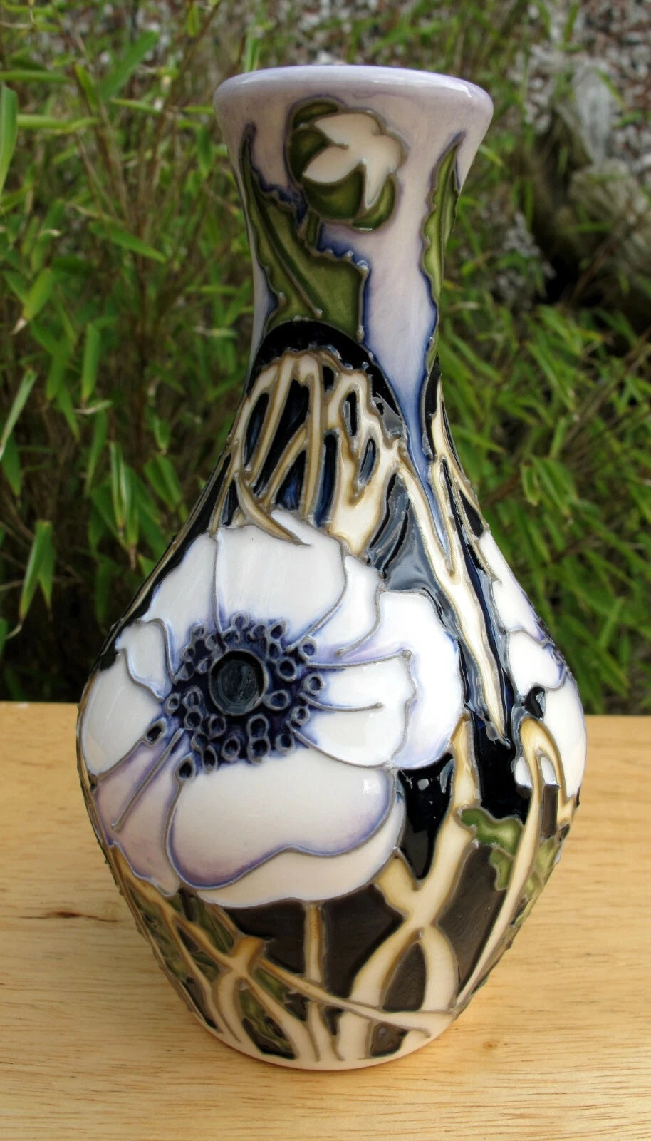 Moorcroft Exquisite PEACE ANEMONE Trial 22.8.19 Vase 372/5 Retail Price £445