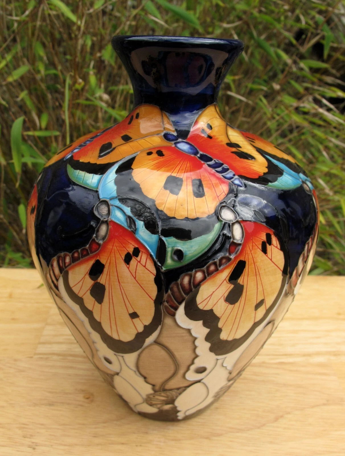 Moorcroft NAS PATTERN 03/7 Vase Limited Edition 19/30 RRP £770 Butterflies Moth